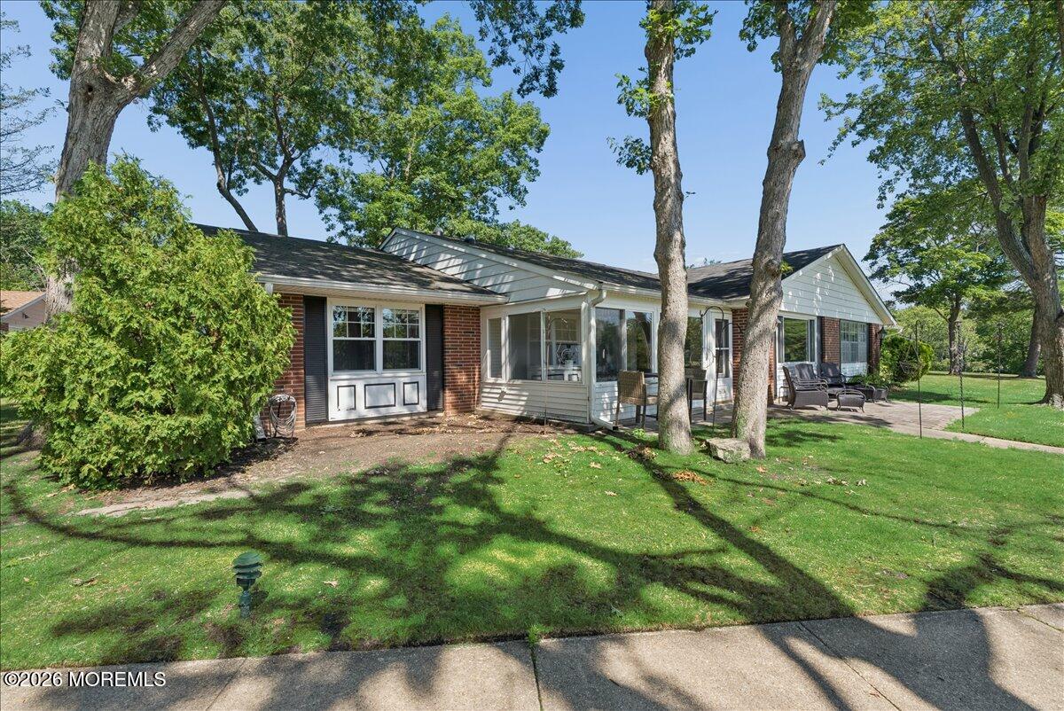 603A Lake Point Drive Image 5