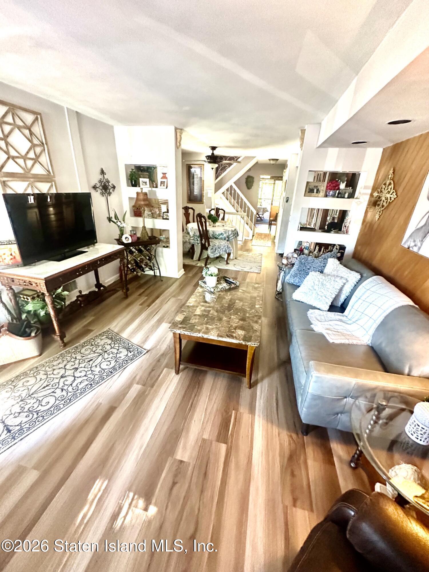 46 Mulberry Avenue Image 5