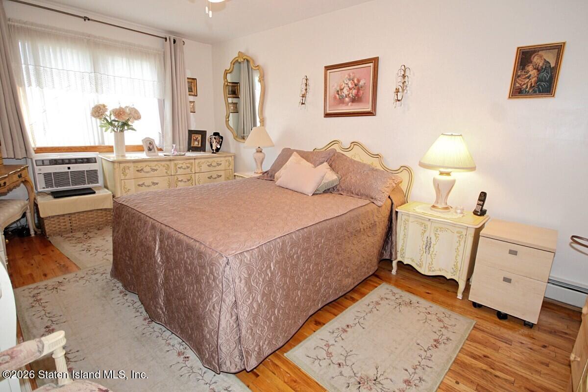 135 North Drive, Staten Island, NY, 10305 image 16
