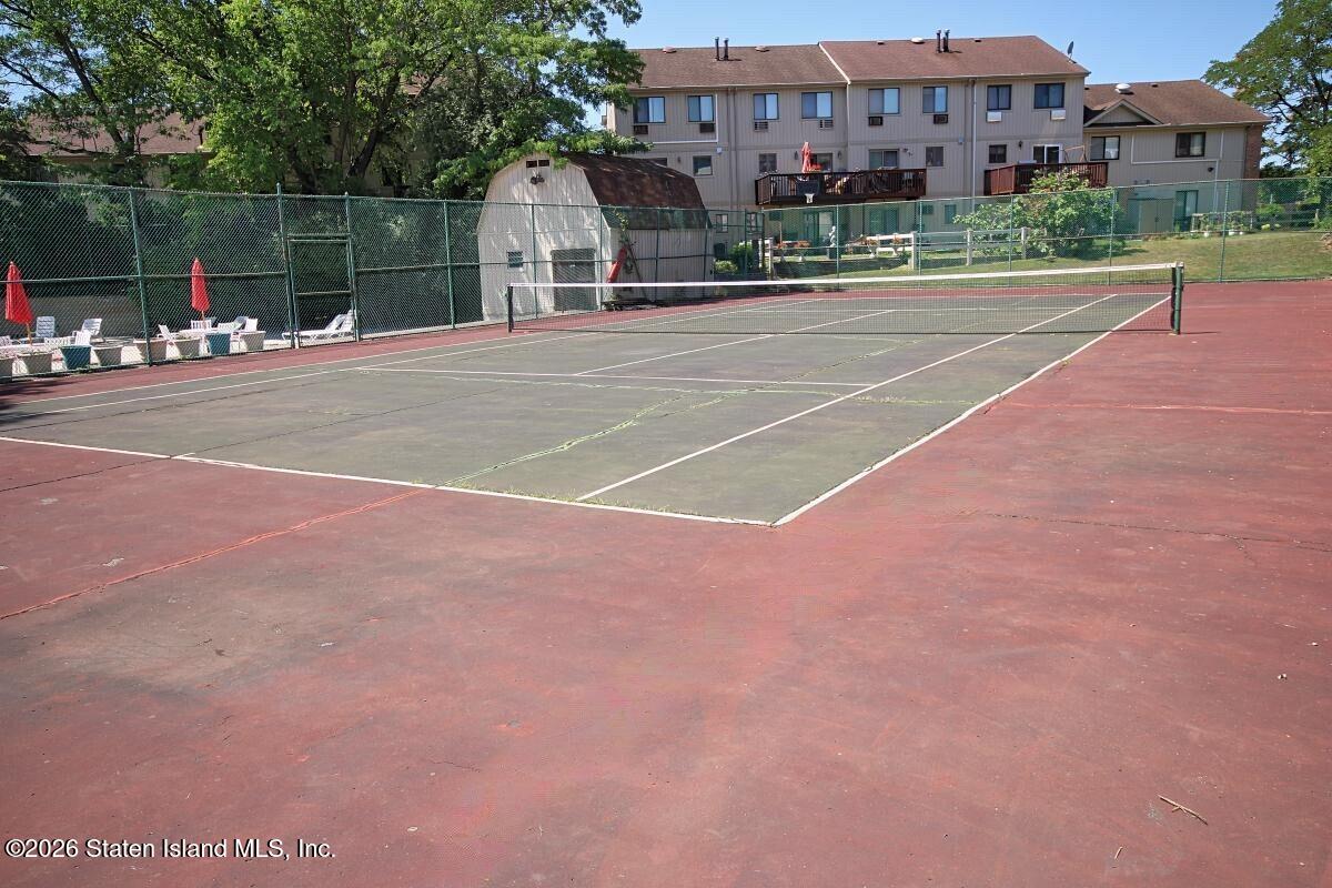 135 North Drive, Staten Island, NY, 10305 image 27
