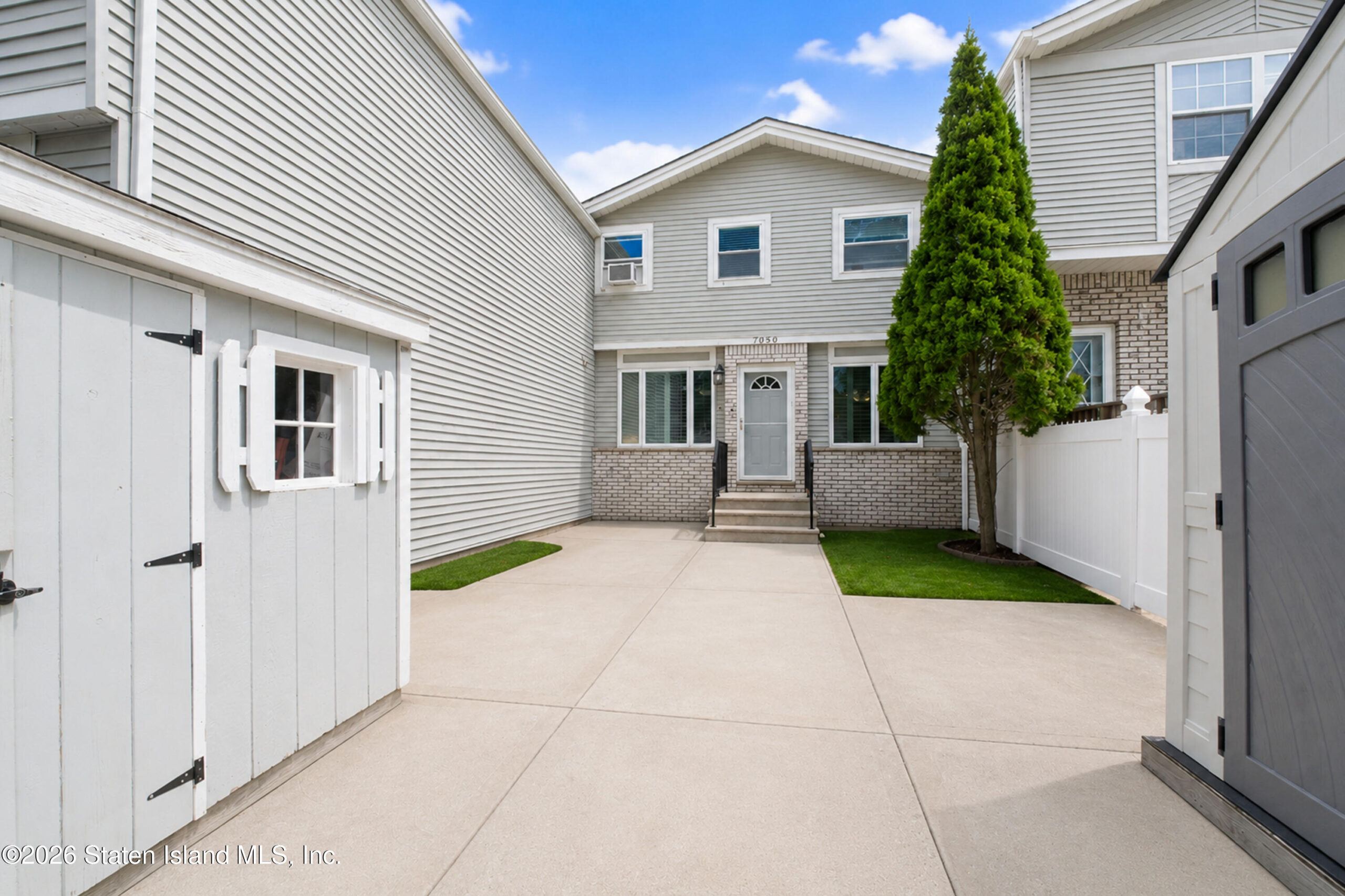 7050 Hylan Boulevard, Staten Island, NY, 10307 image 25