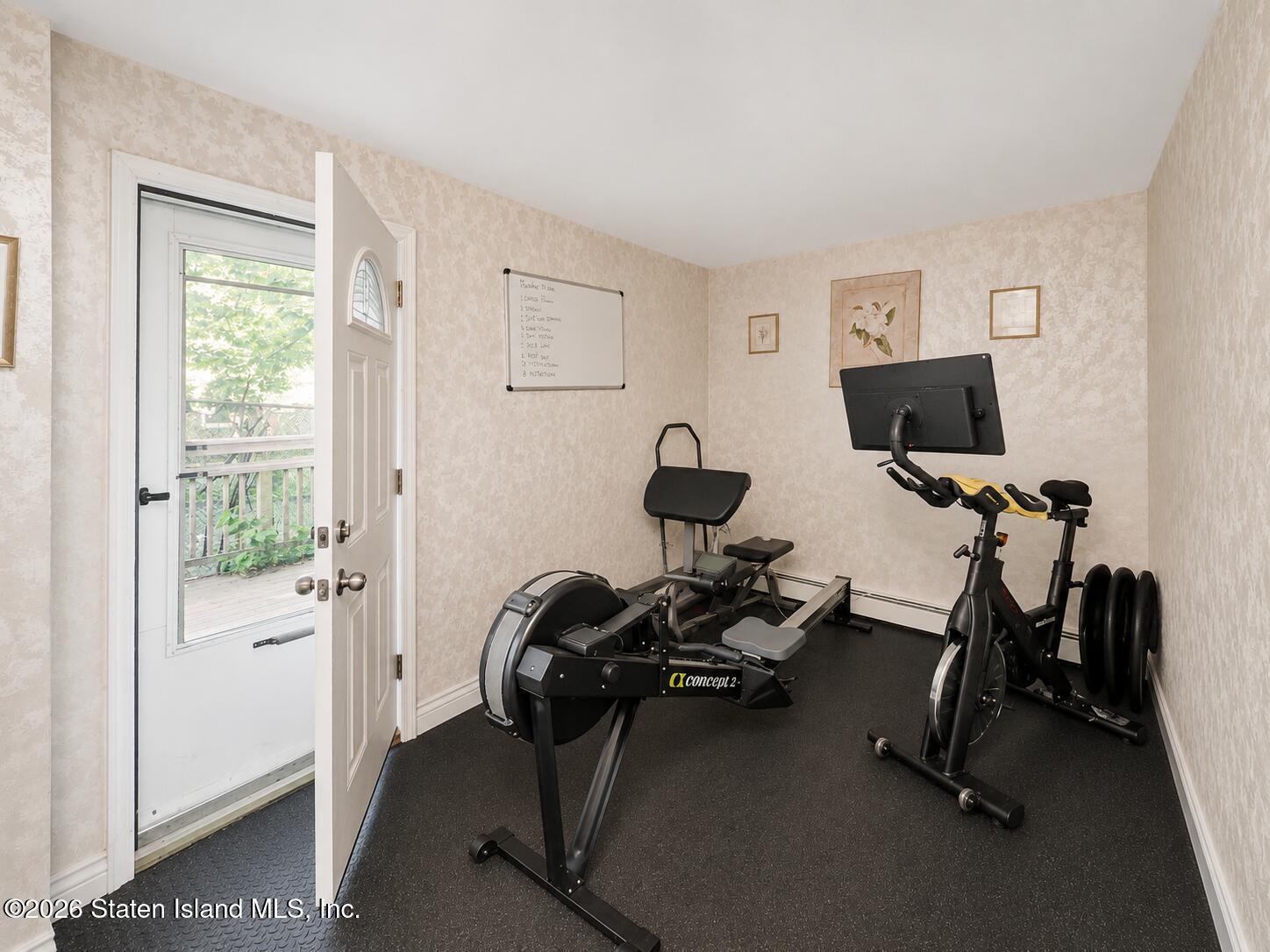 121 Clark Lane, Staten Island, NY, 10304 image 9
