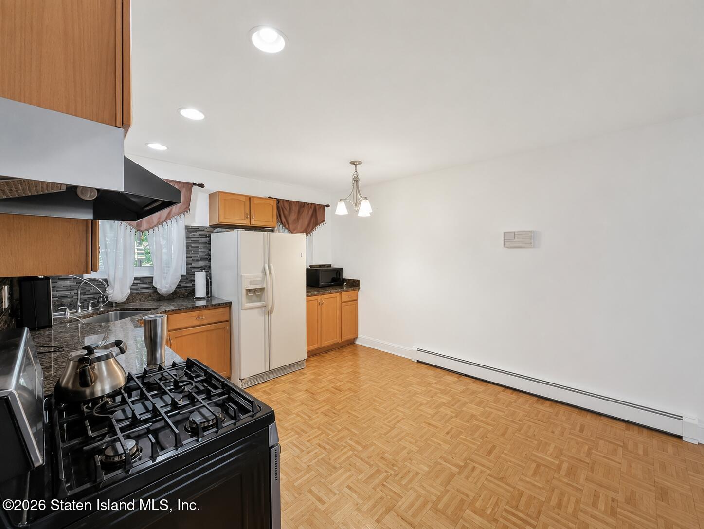 121 Clark Lane, Staten Island, NY, 10304 image 14