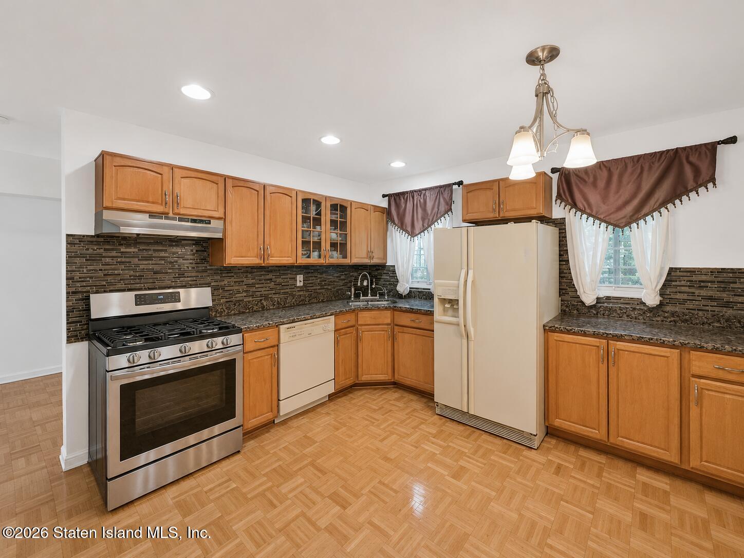 121 Clark Lane, Staten Island, NY, 10304 image 16