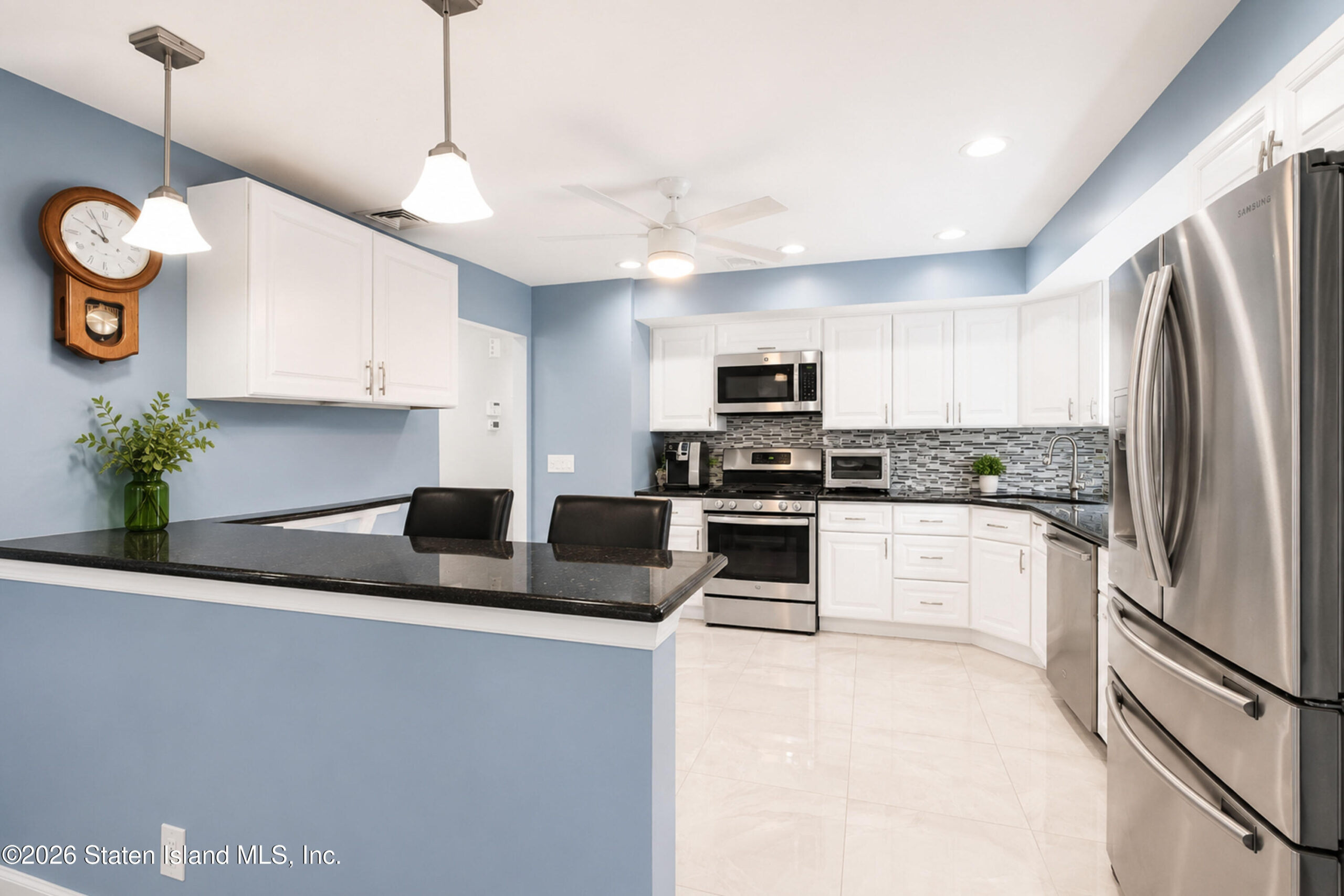 2405 Victory Boulevard, Staten Island, NY, 10314 image 9