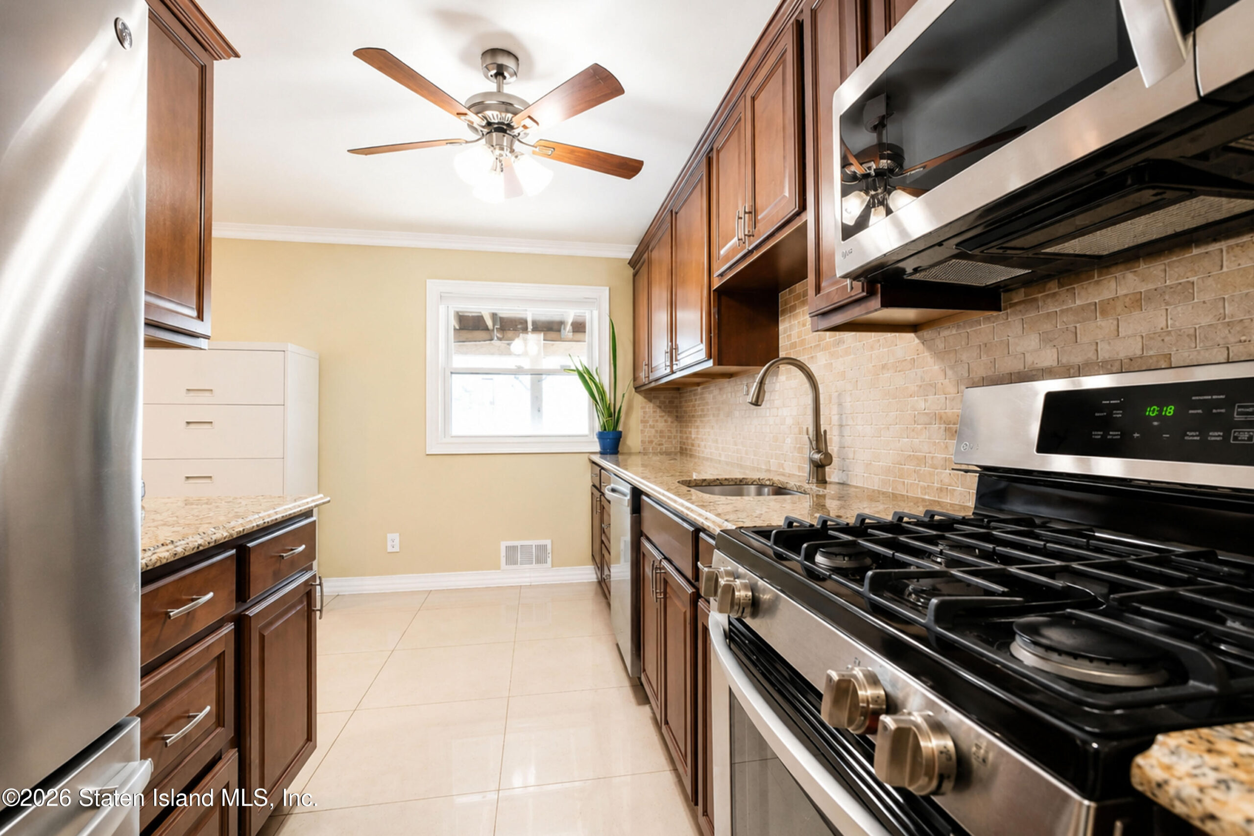 2405 Victory Boulevard, Staten Island, NY, 10314 image 33