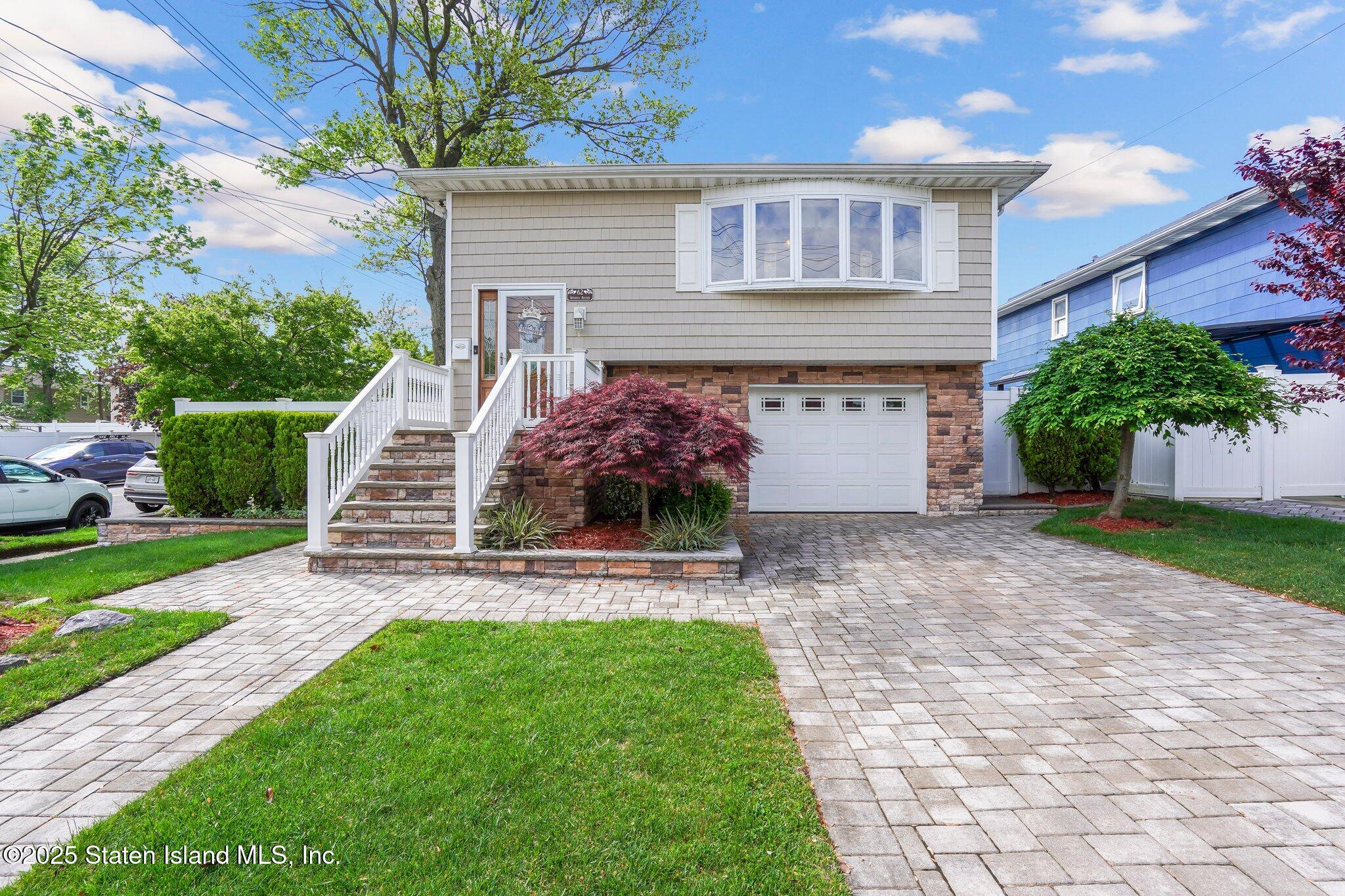 62 Augusta Avenue Image 1