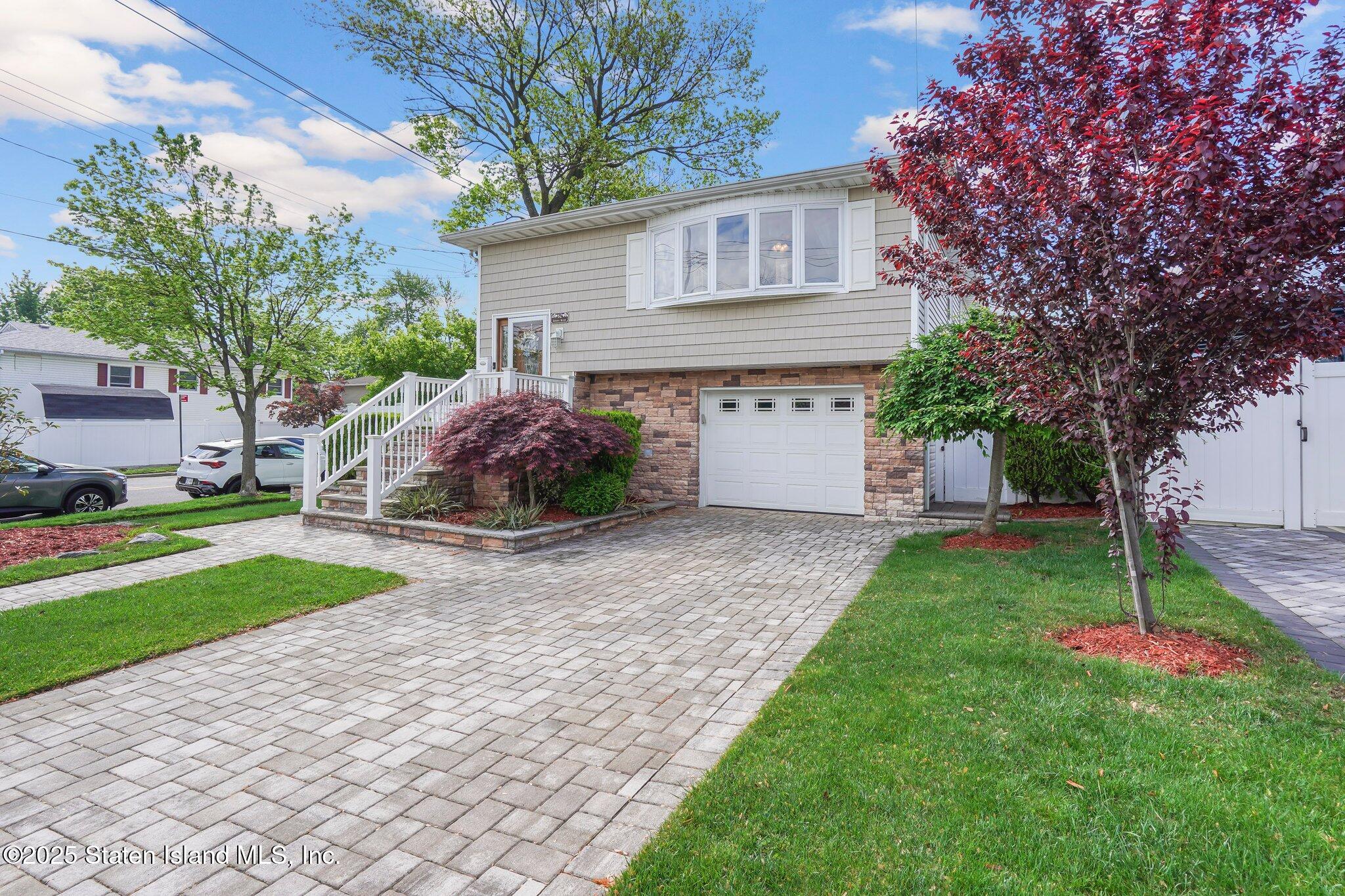 62 Augusta Avenue Image 2