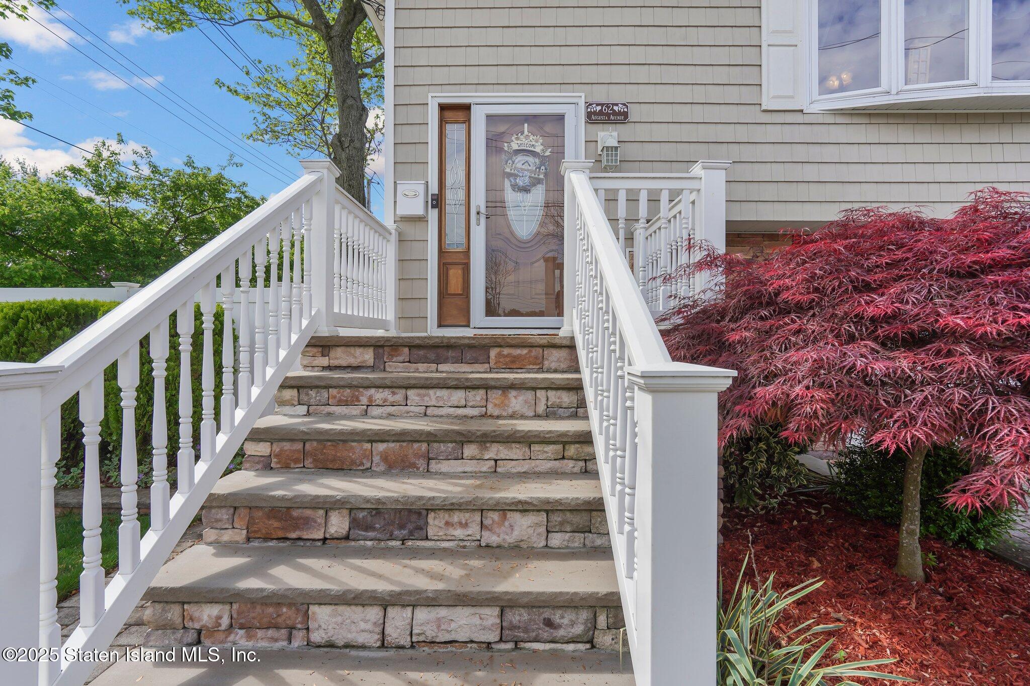 62 Augusta Avenue Image 5