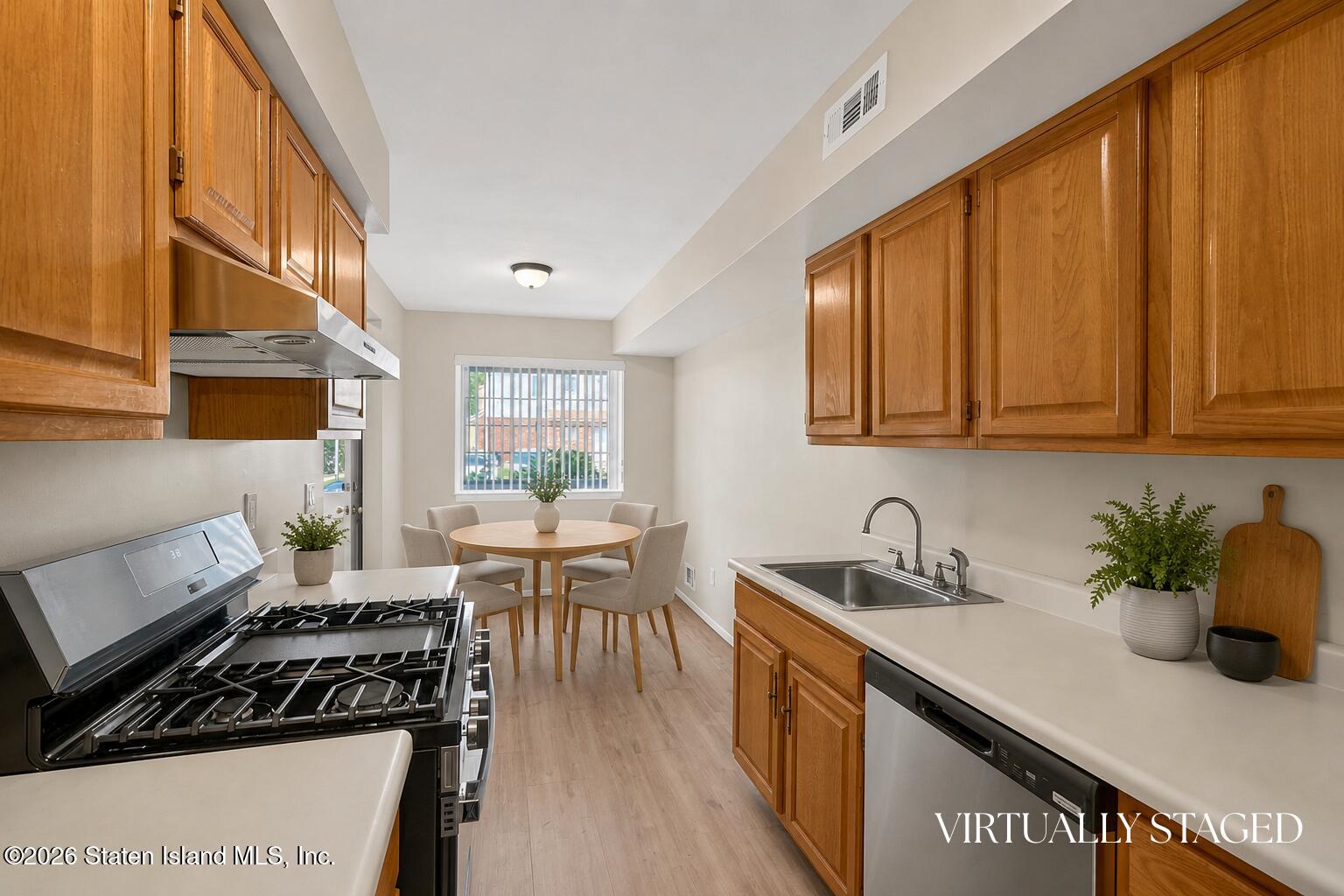 32 Franklin Lane E, Staten Island, NY, 10306 image 6