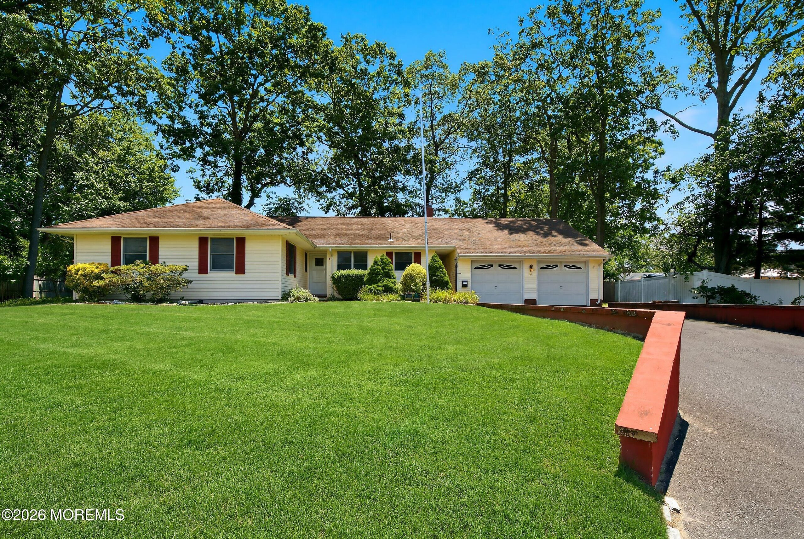 9 Wayside Drive Image 2