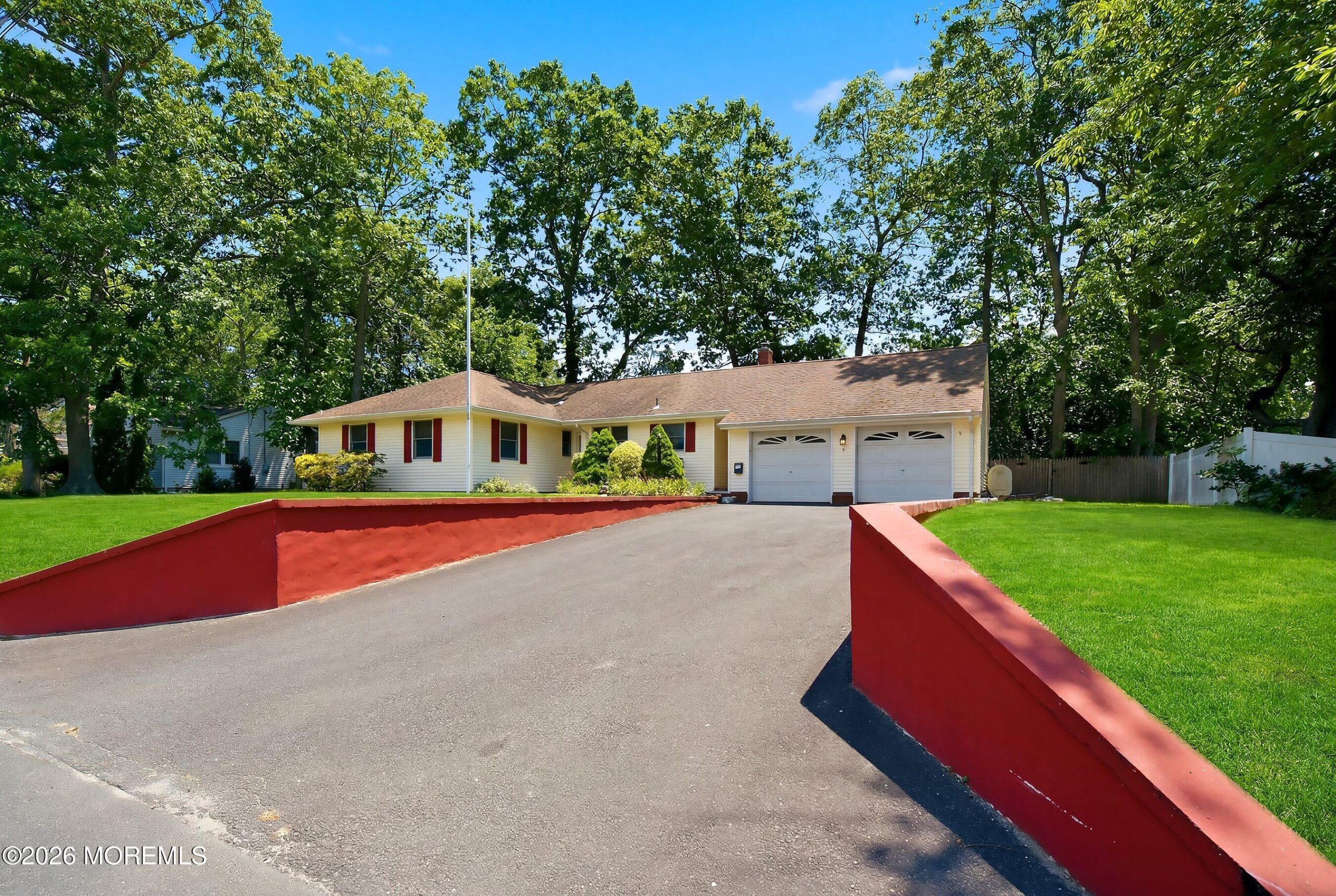 9 Wayside Drive Image 3