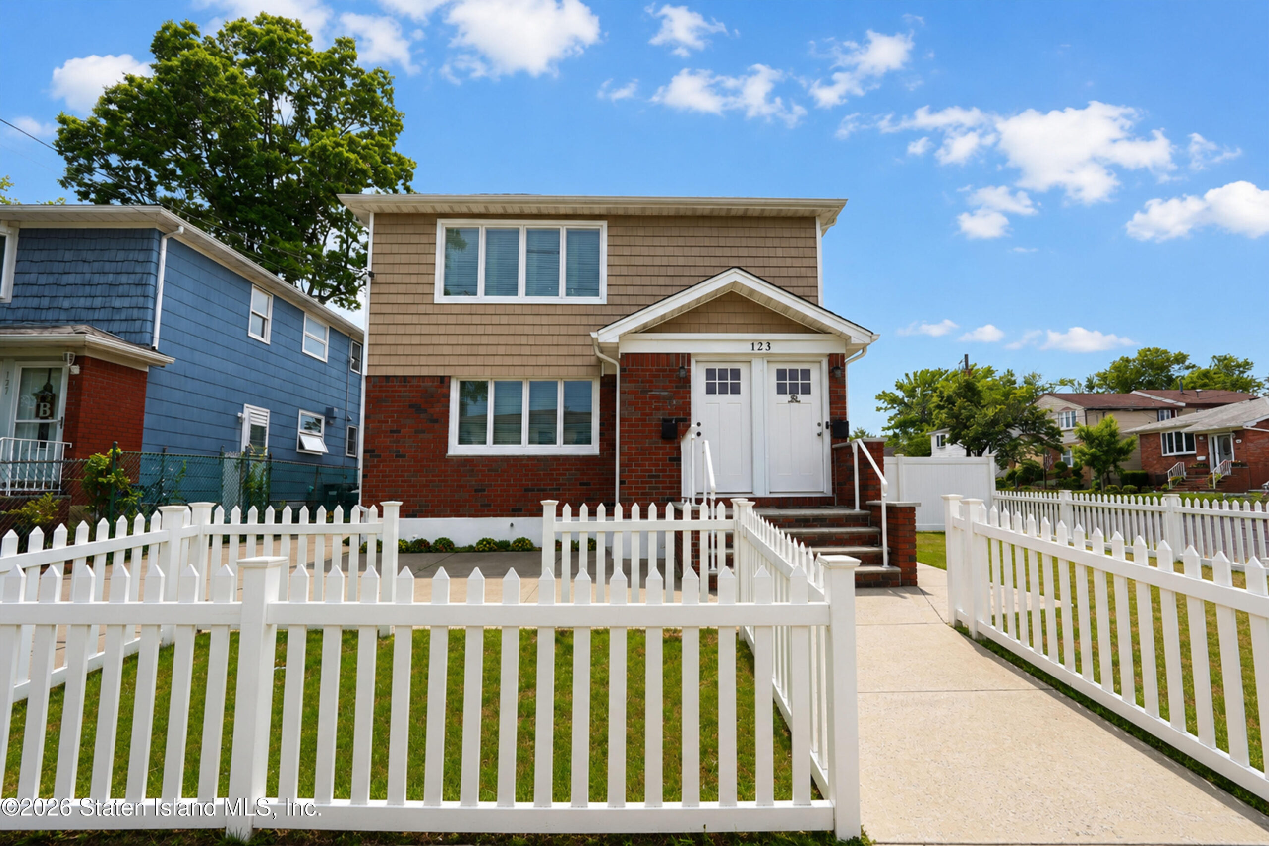 123 Hooper Avenue Image 2