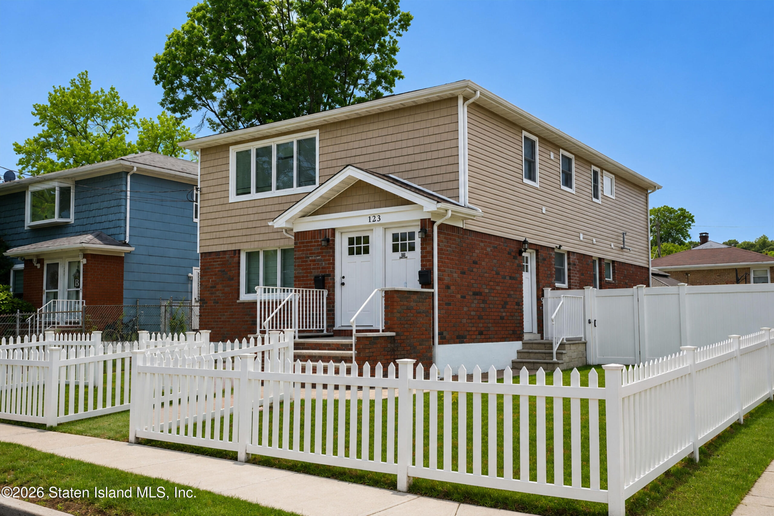 123 Hooper Avenue Image 4