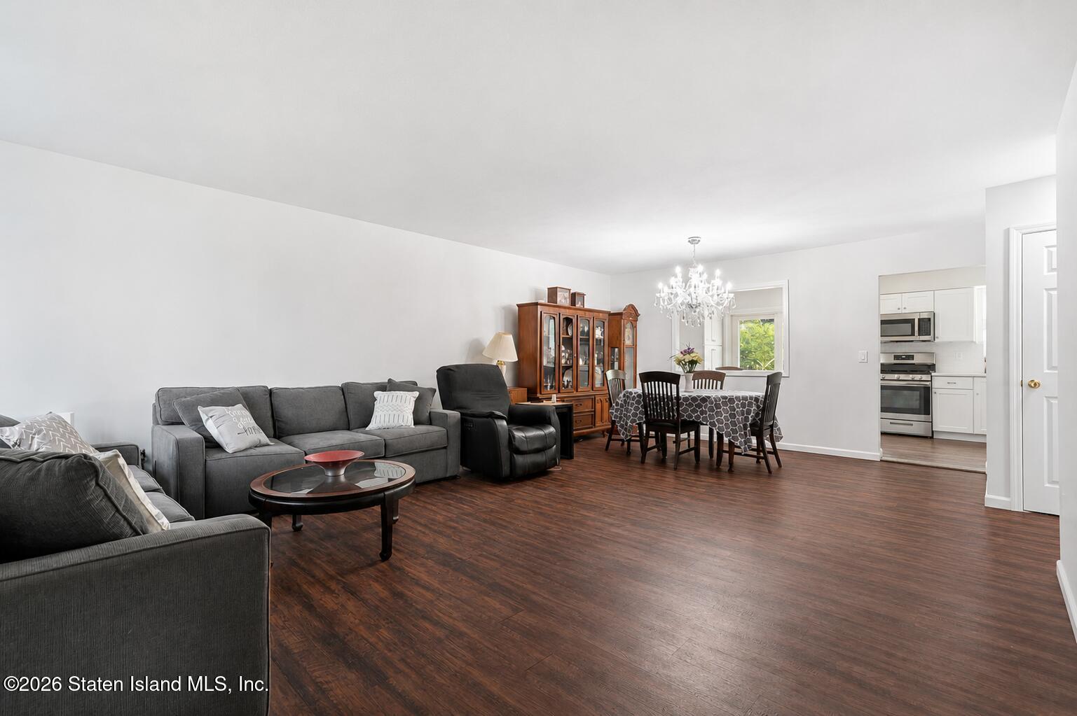 19 Hickory Court Image 4