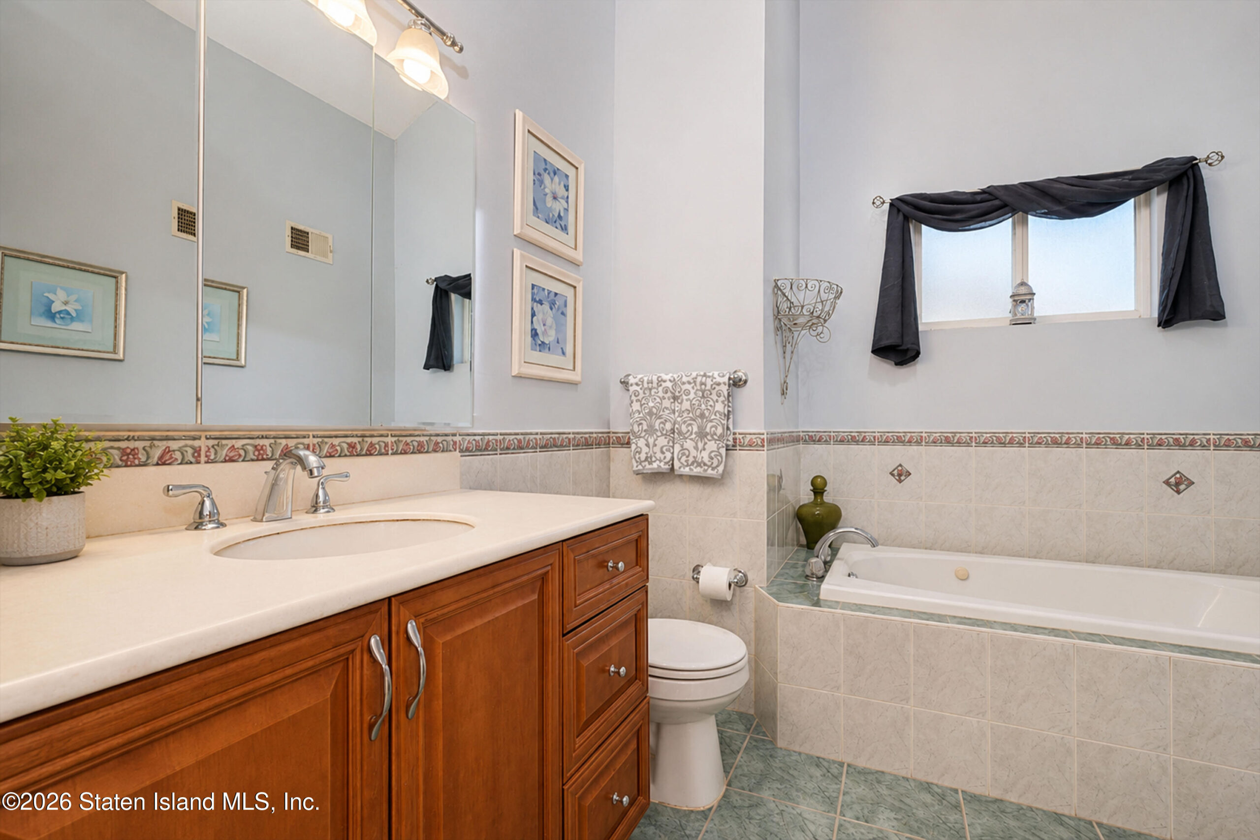 10 Mandy Court, Staten Island, NY, 10309 image 27