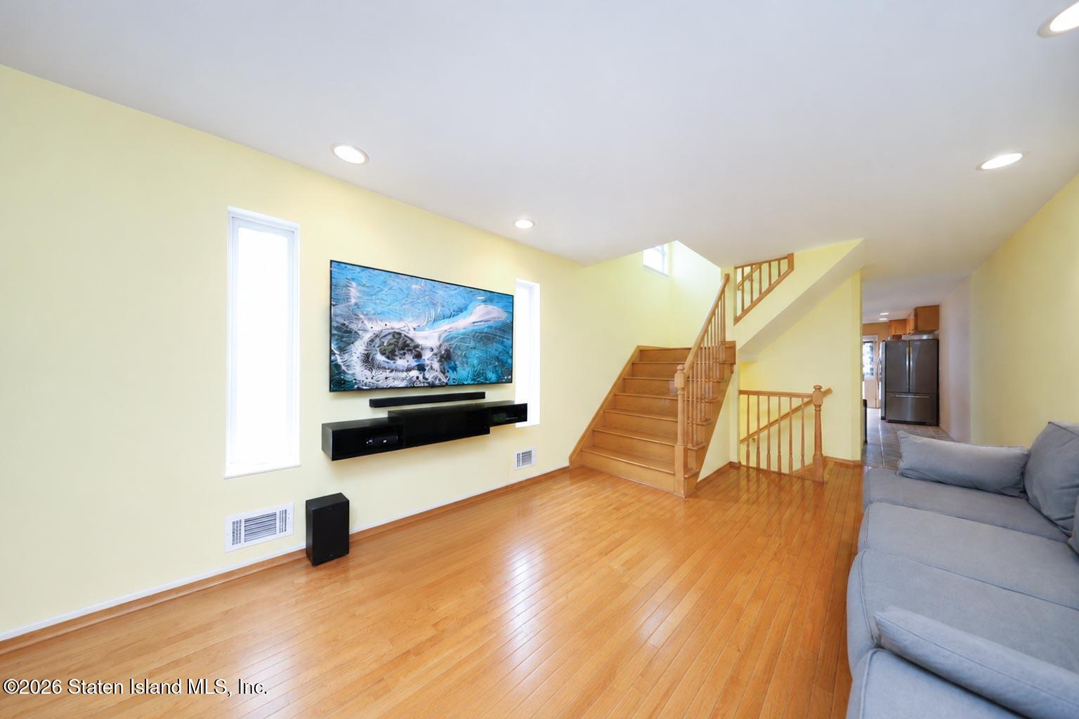 104 Linwood Avenue, Staten Island, NY, 10305 image 11
