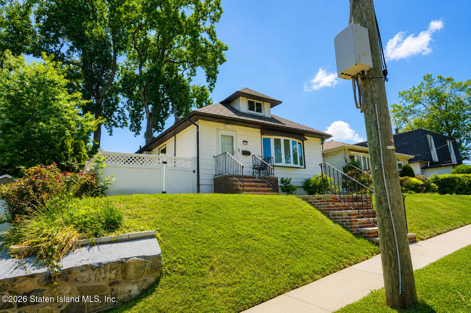 106 Hillcrest Avenue Image 2