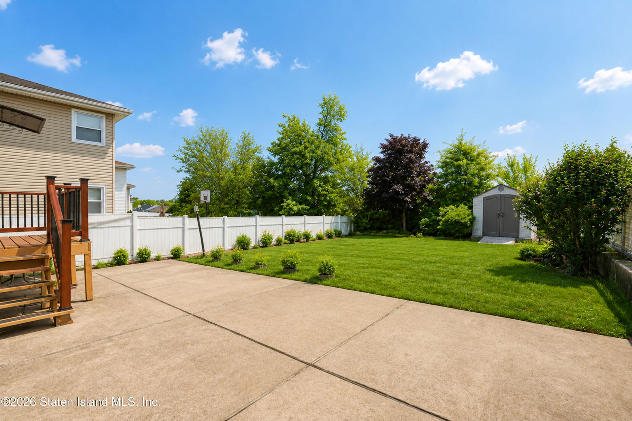 666 Armstrong Avenue Image 3