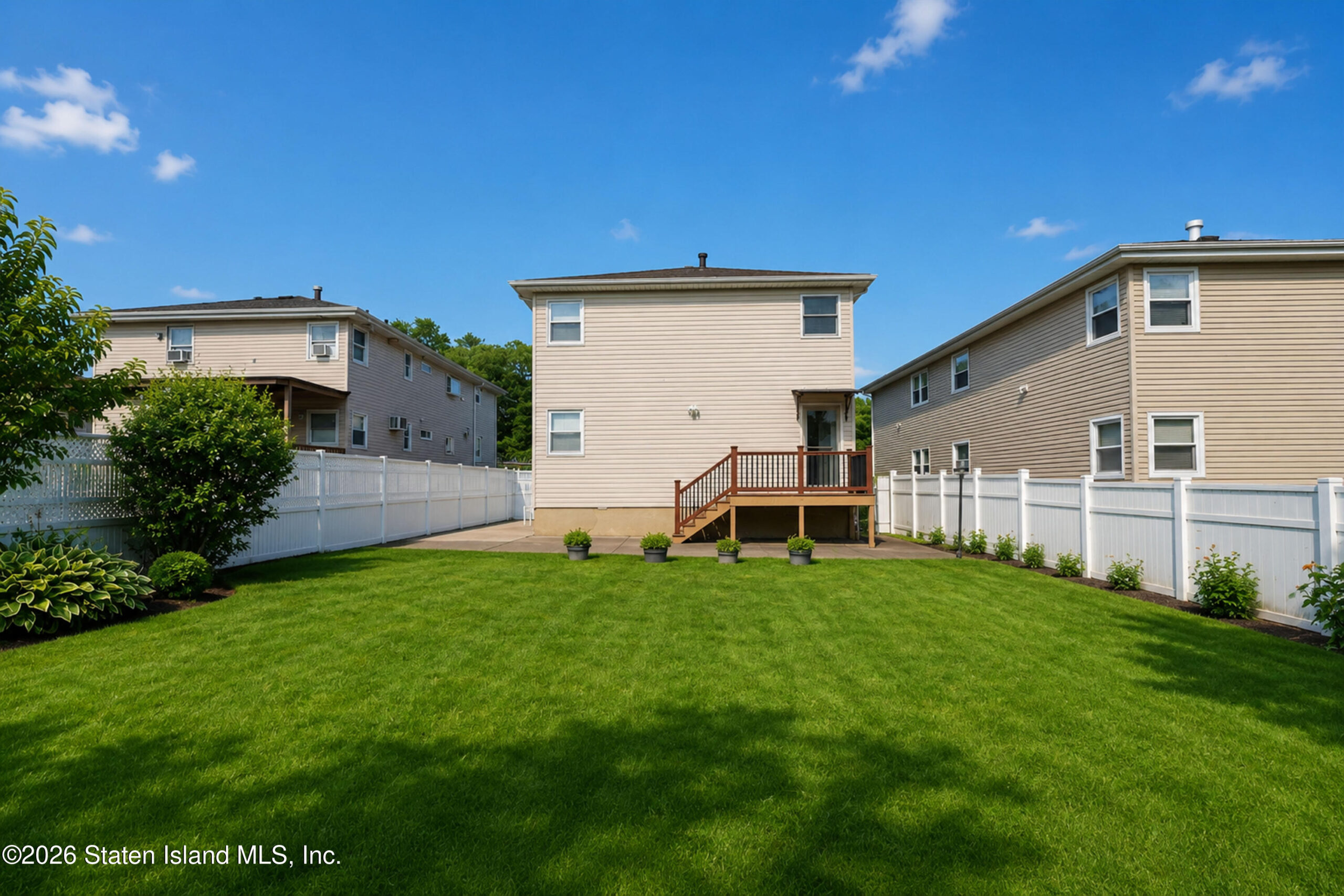 666 Armstrong Avenue Image 5