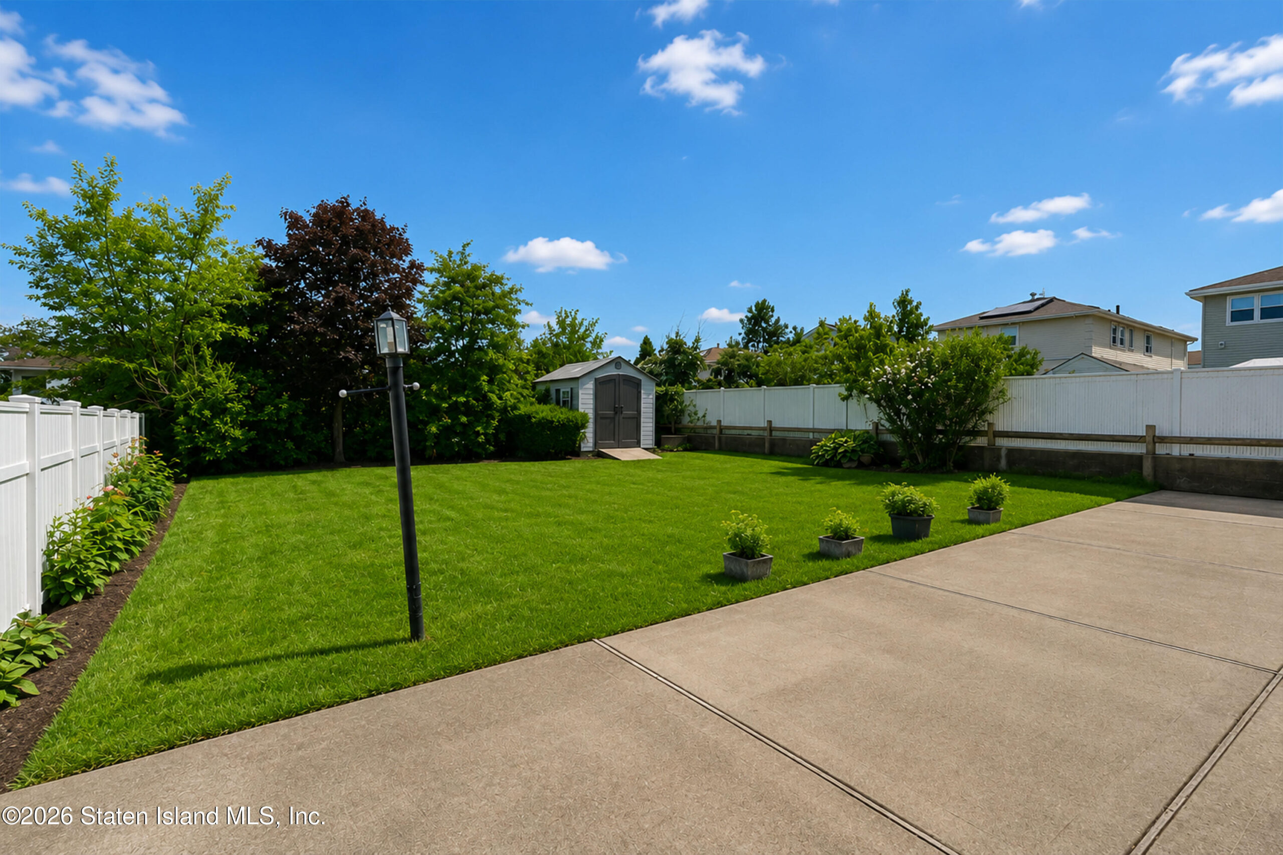 666 Armstrong Avenue Image 4