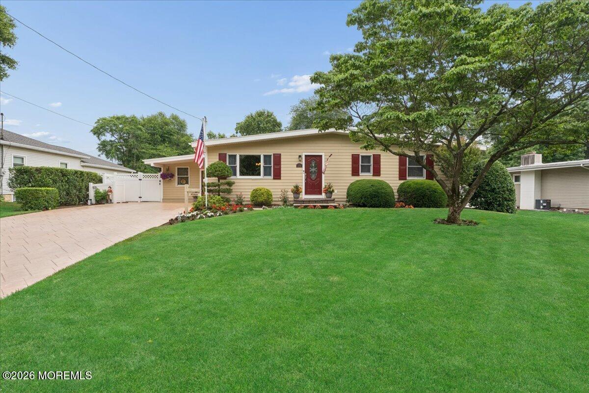 276 Parkview Terrace Image 1
