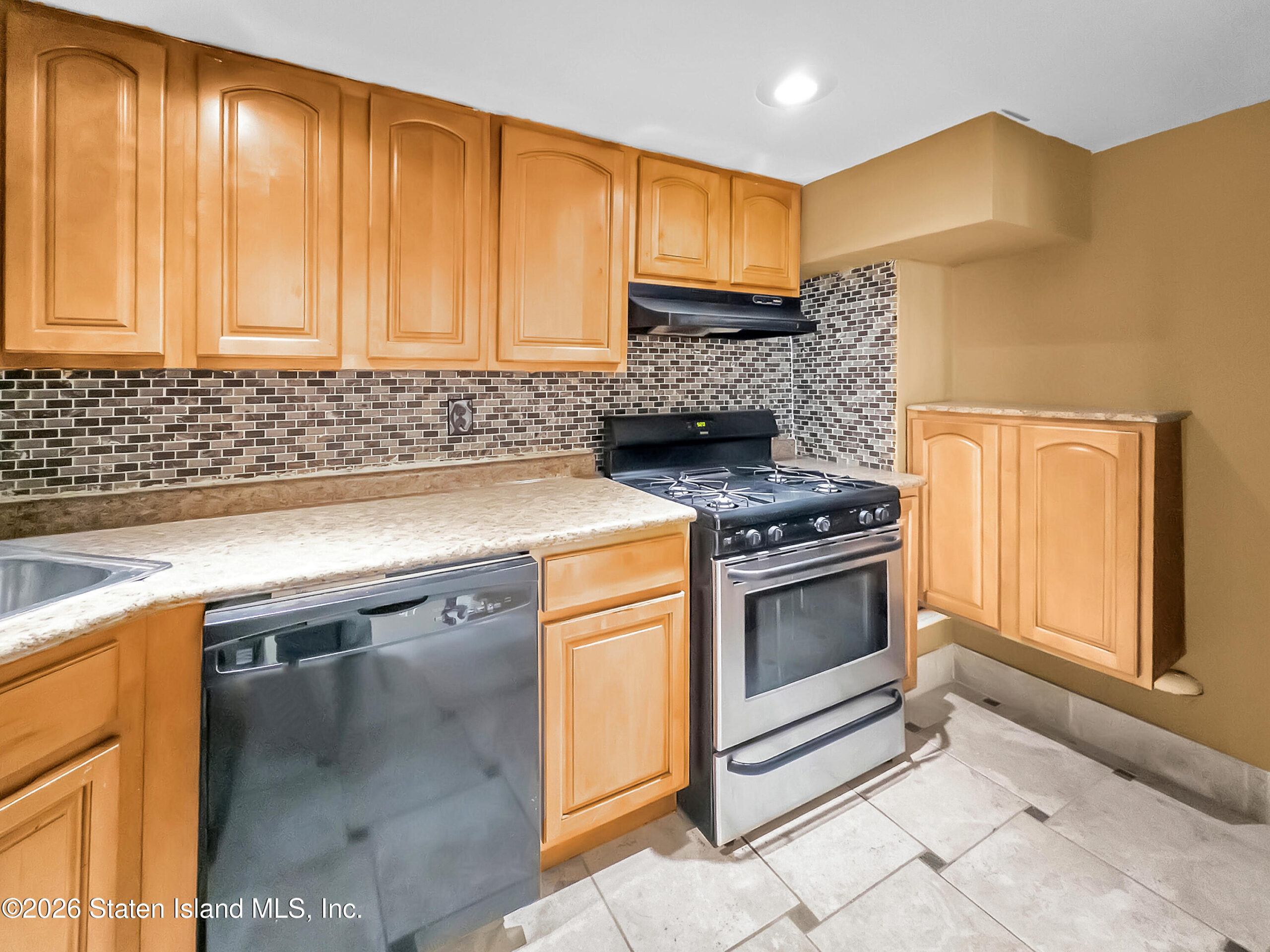 267 Gordon Street, Staten Island, NY, 10304 image 14