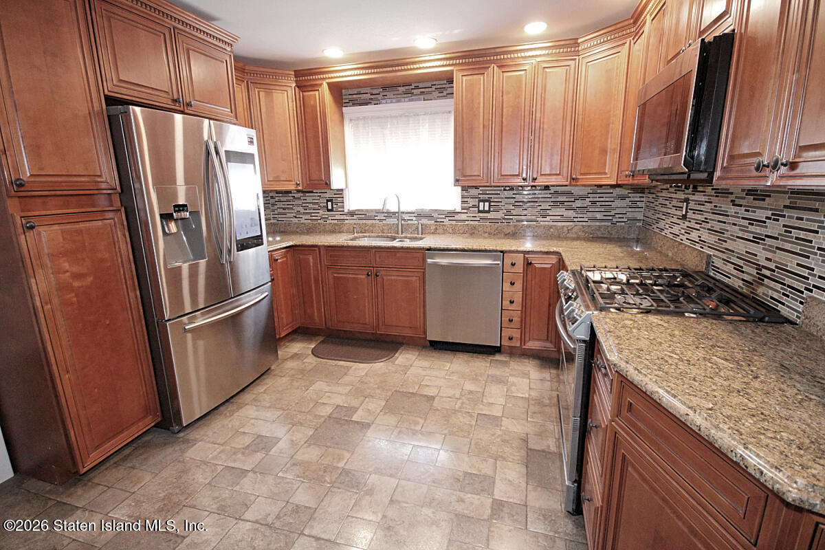 249 Sand Lane, Staten Island, NY, 10305 image 13