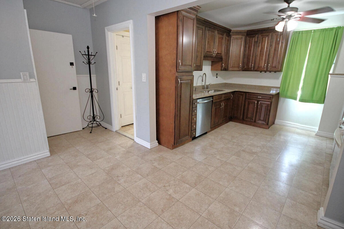 249 Sand Lane, Staten Island, NY, 10305 image 36