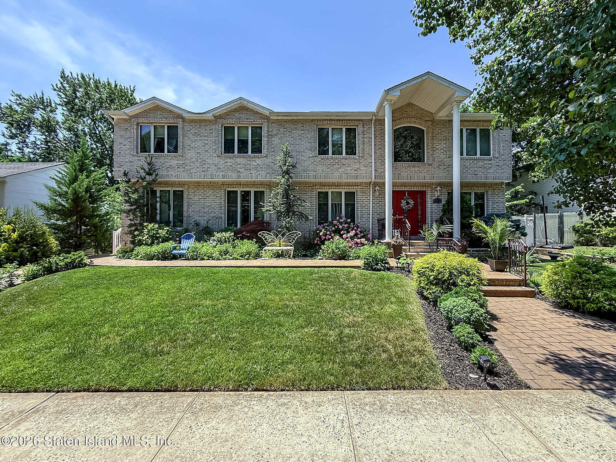 88 Stecher Street Image 3