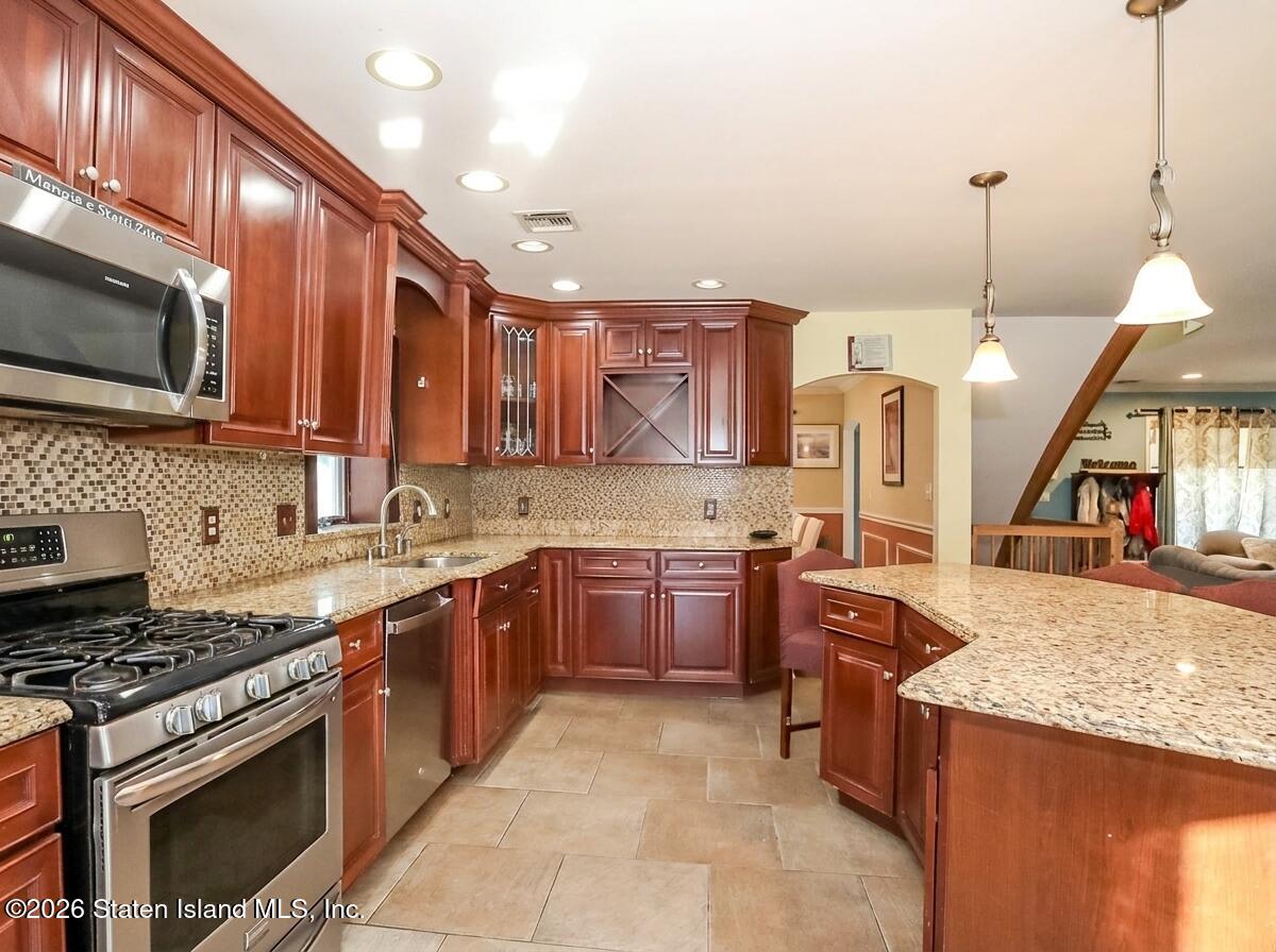 88 Stecher Street, Staten Island, NY, 10312 image 10