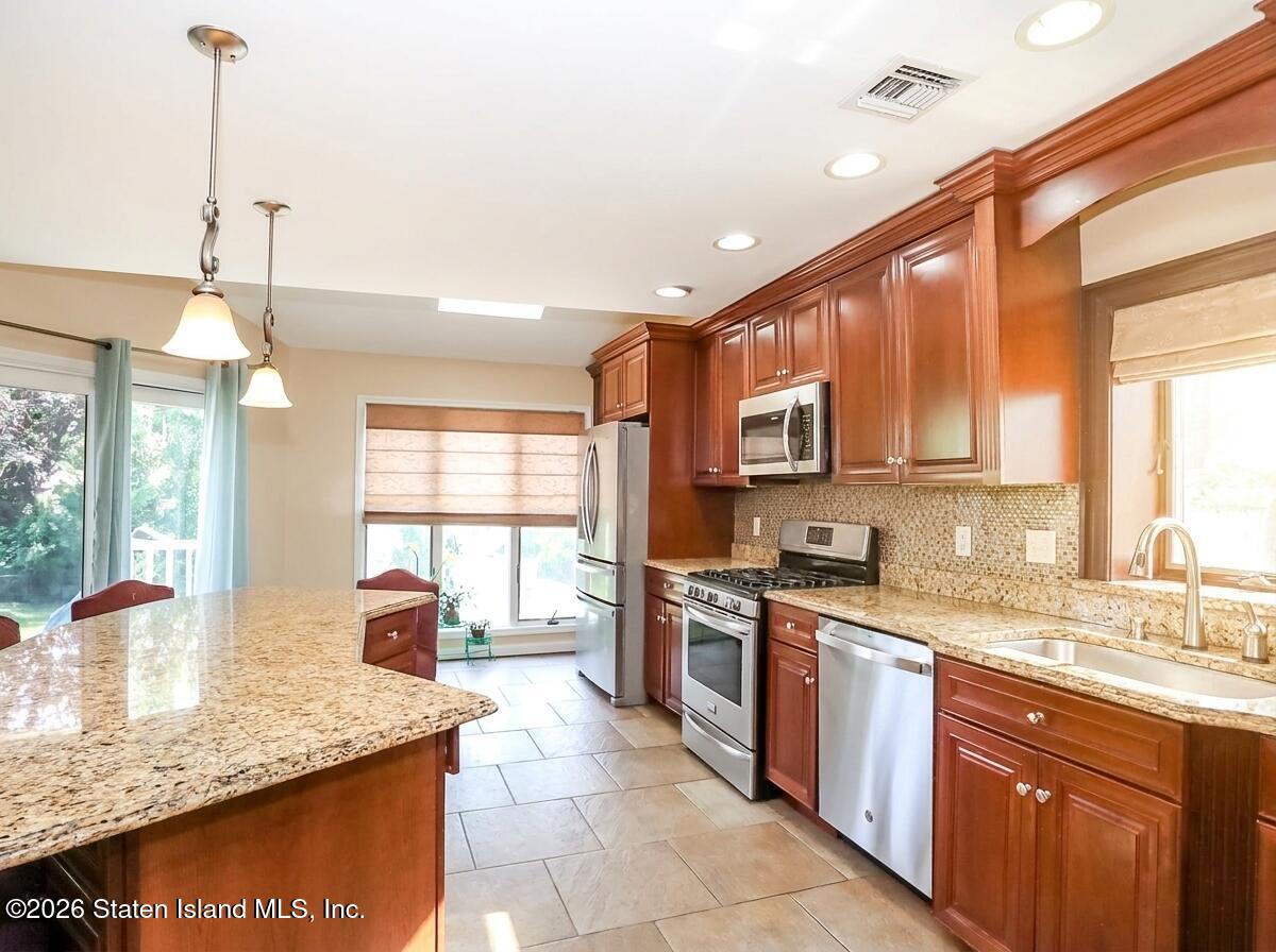 88 Stecher Street, Staten Island, NY, 10312 image 13