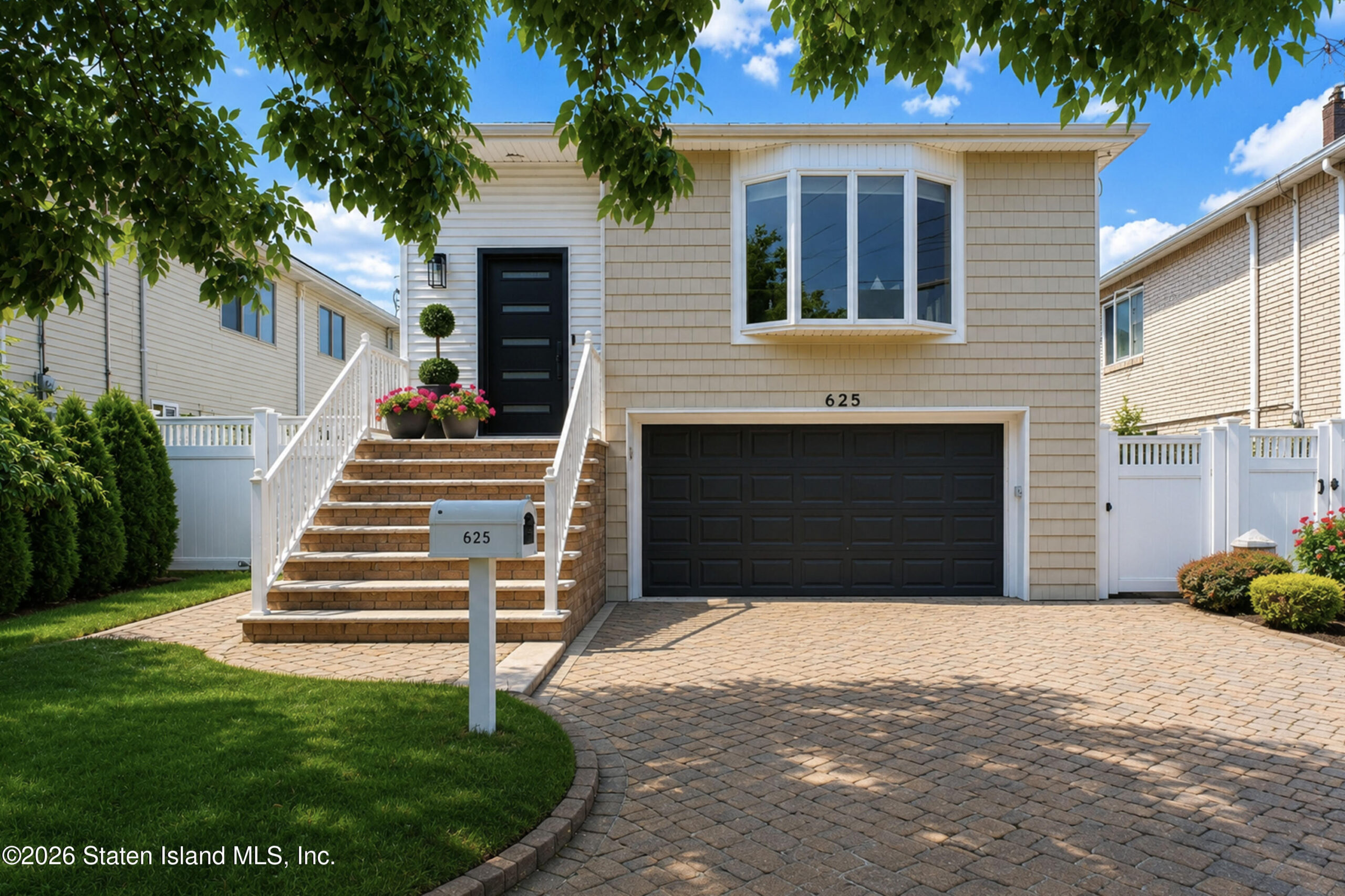 625 Barlow Avenue Image 1