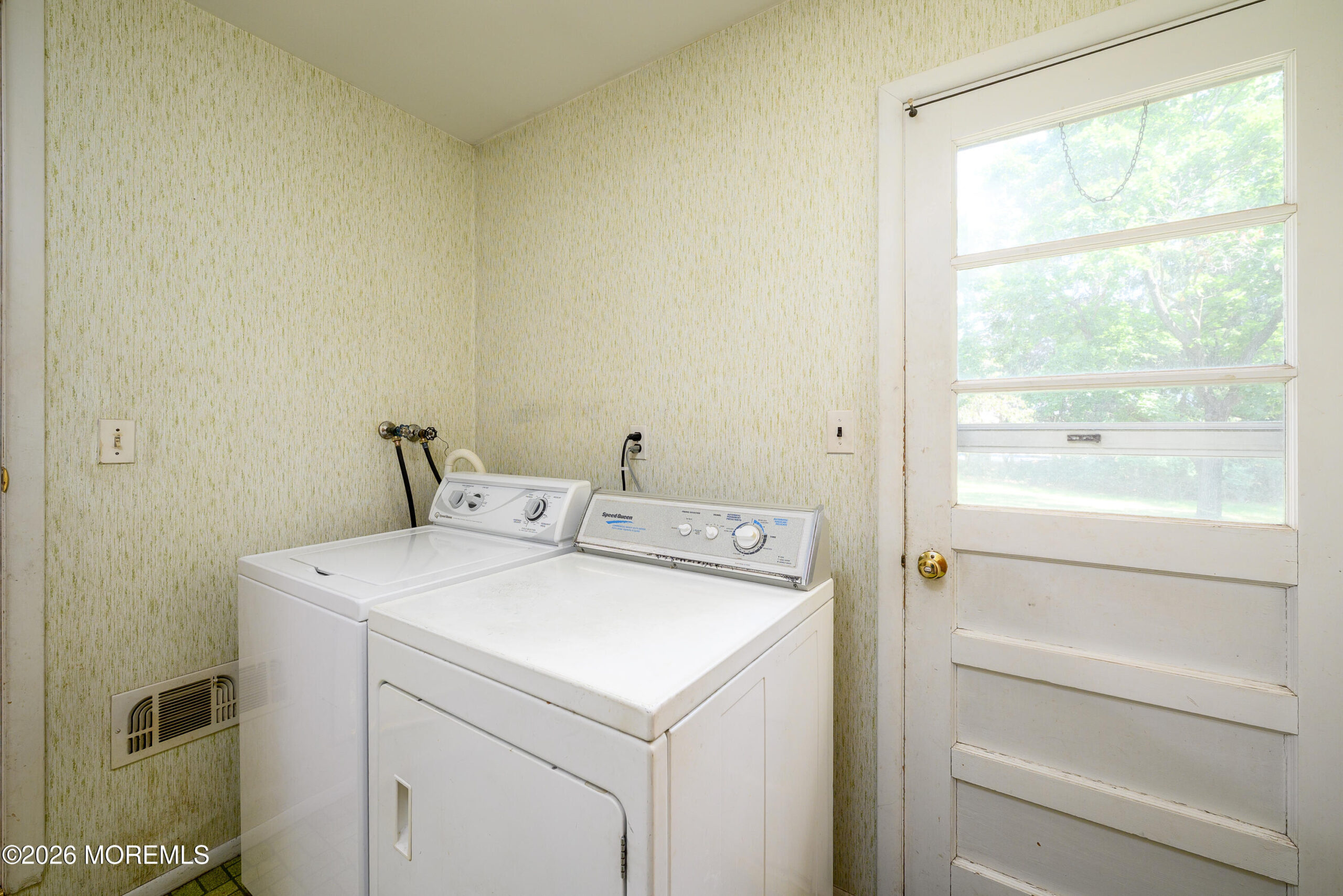 49 Newbury Road, Howell, NJ, 07731 image 22