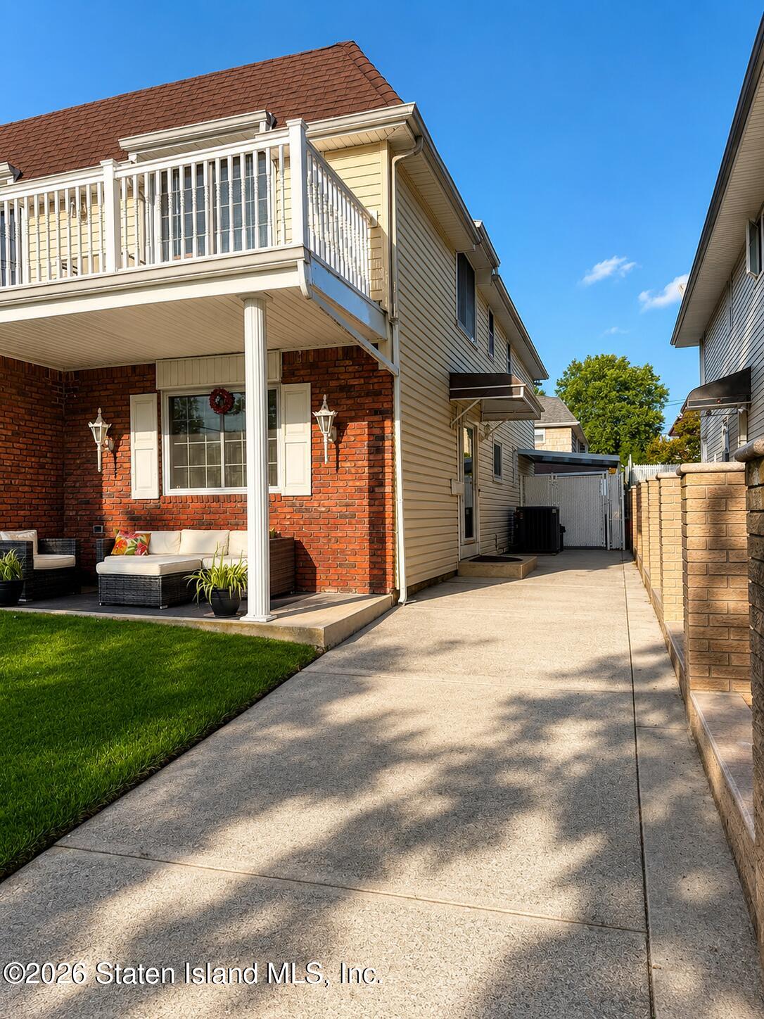 611 Ingram Avenue Image 1