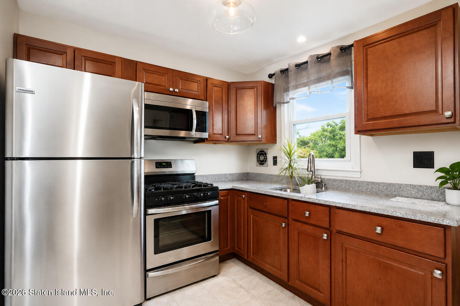 74 Cypress Avenue, Staten Island, NY, 10301 image 9