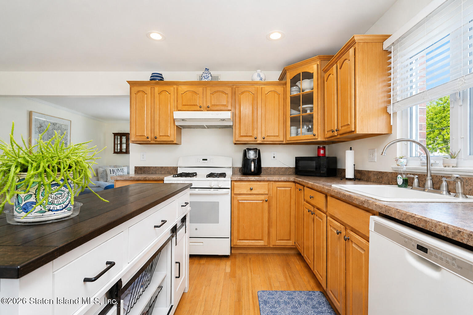 74 Cypress Avenue, Staten Island, NY, 10301 image 18