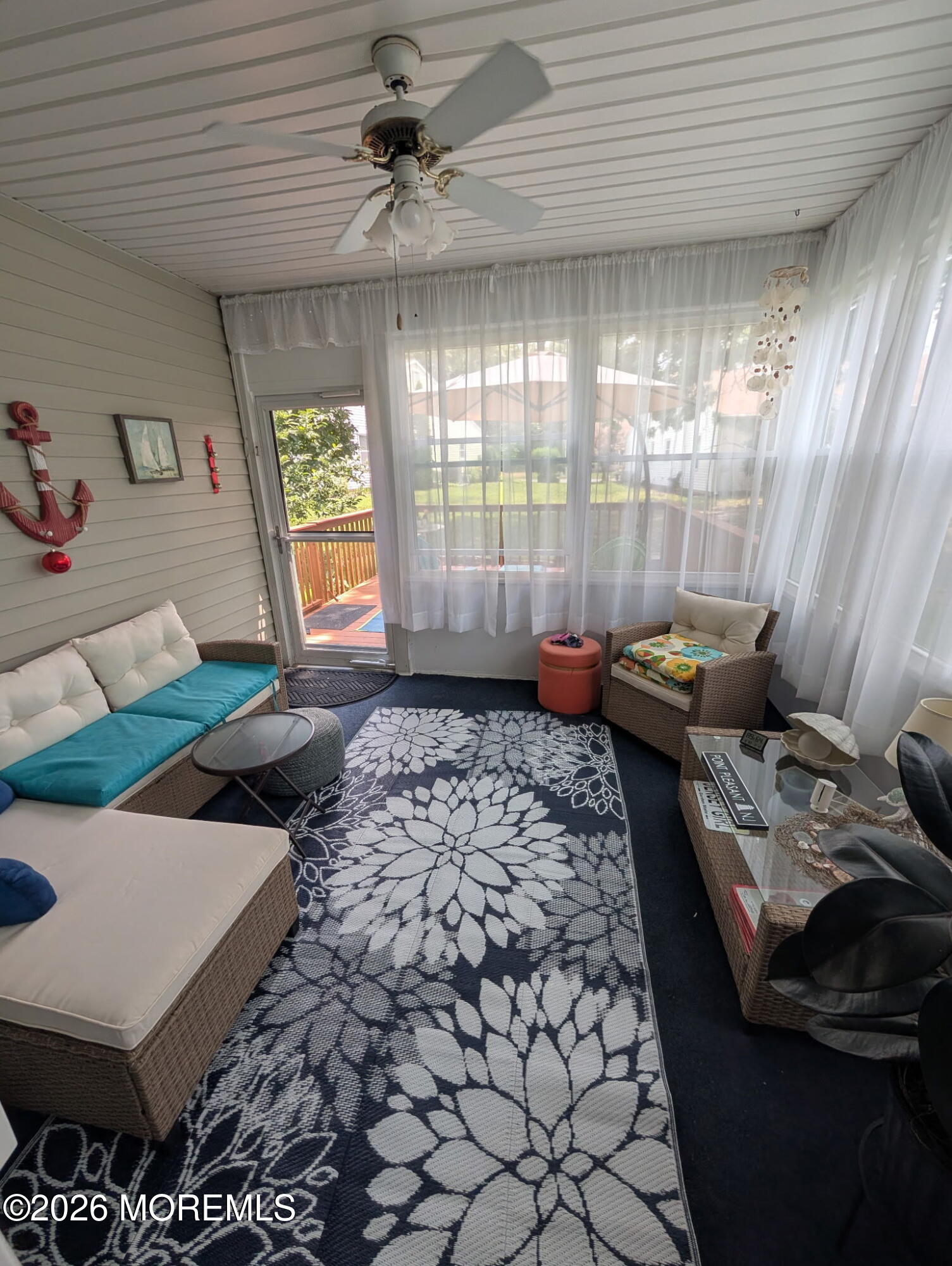 252 Martine Way Image 2