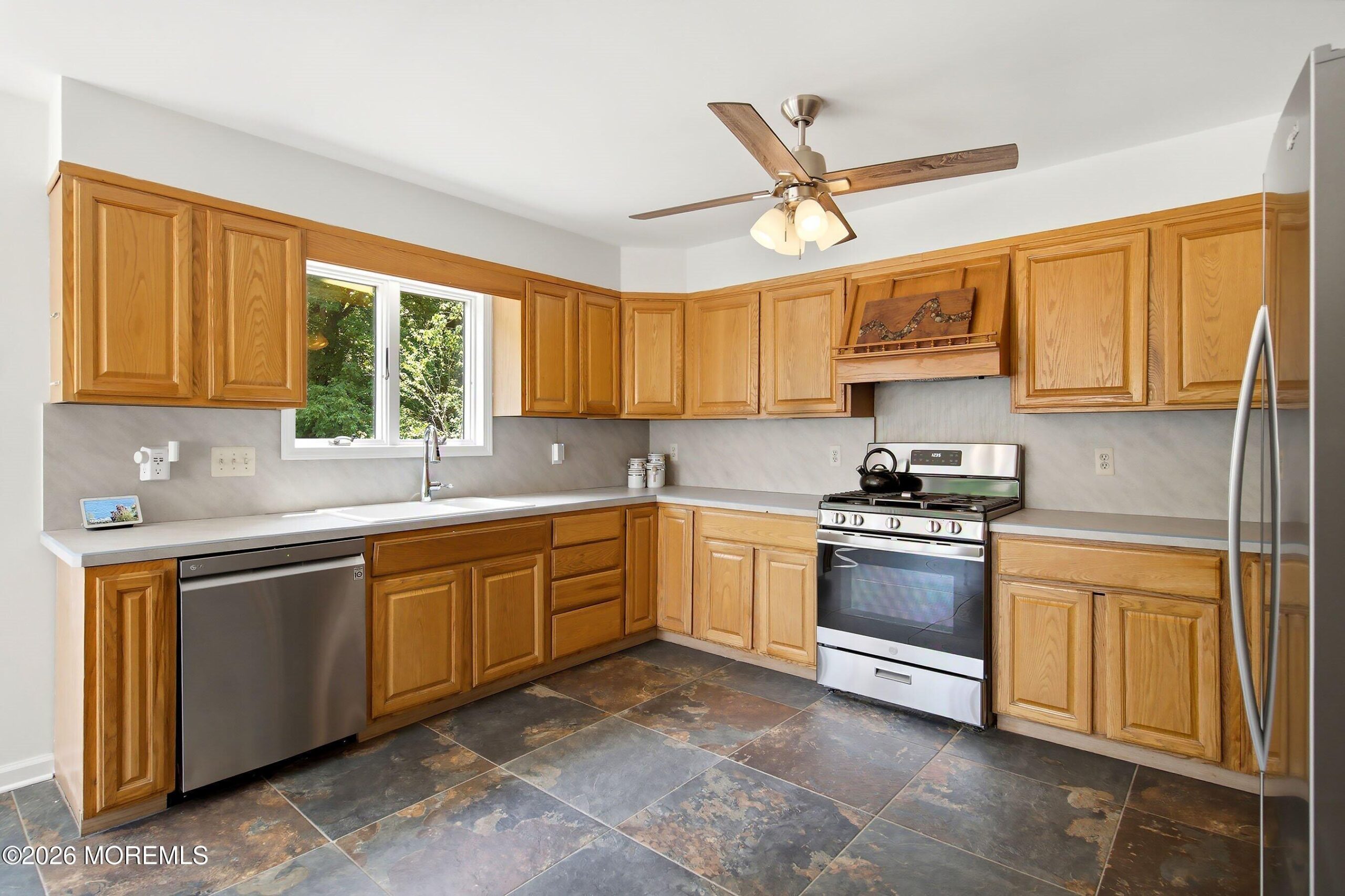 17 Millbrook Drive, Middletown, NJ, 07748 image 12