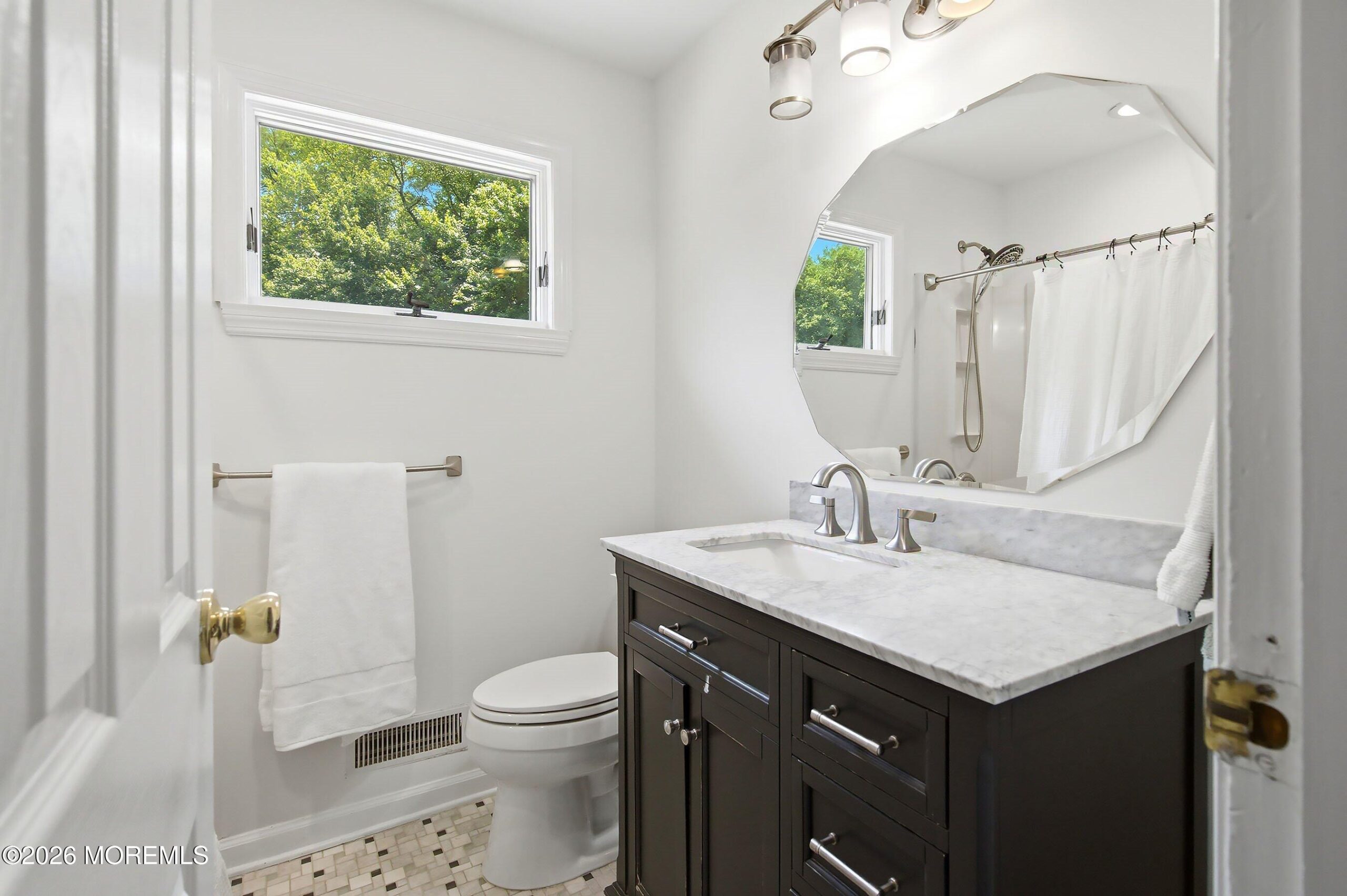 17 Millbrook Drive, Middletown, NJ, 07748 image 21