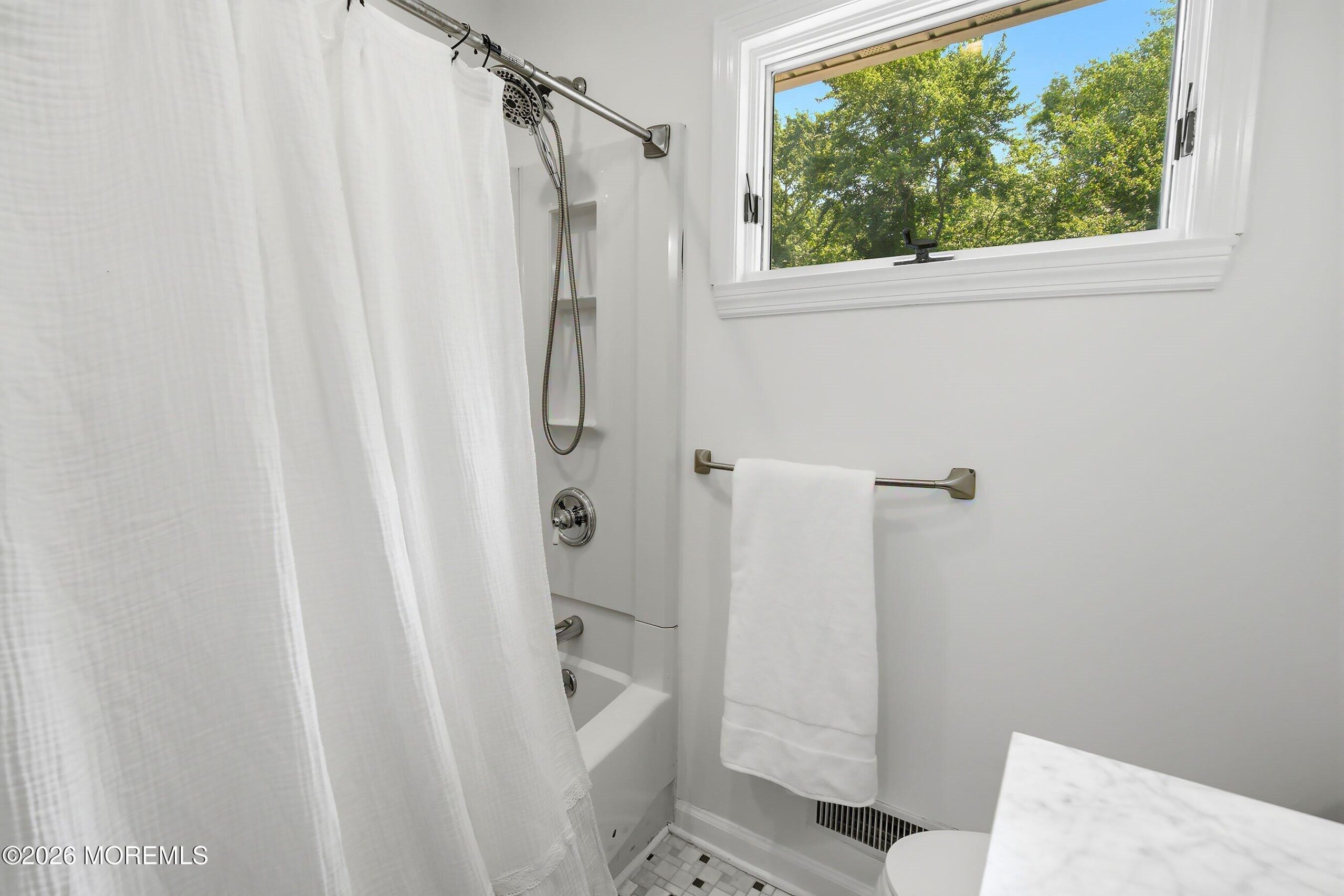 17 Millbrook Drive, Middletown, NJ, 07748 image 22