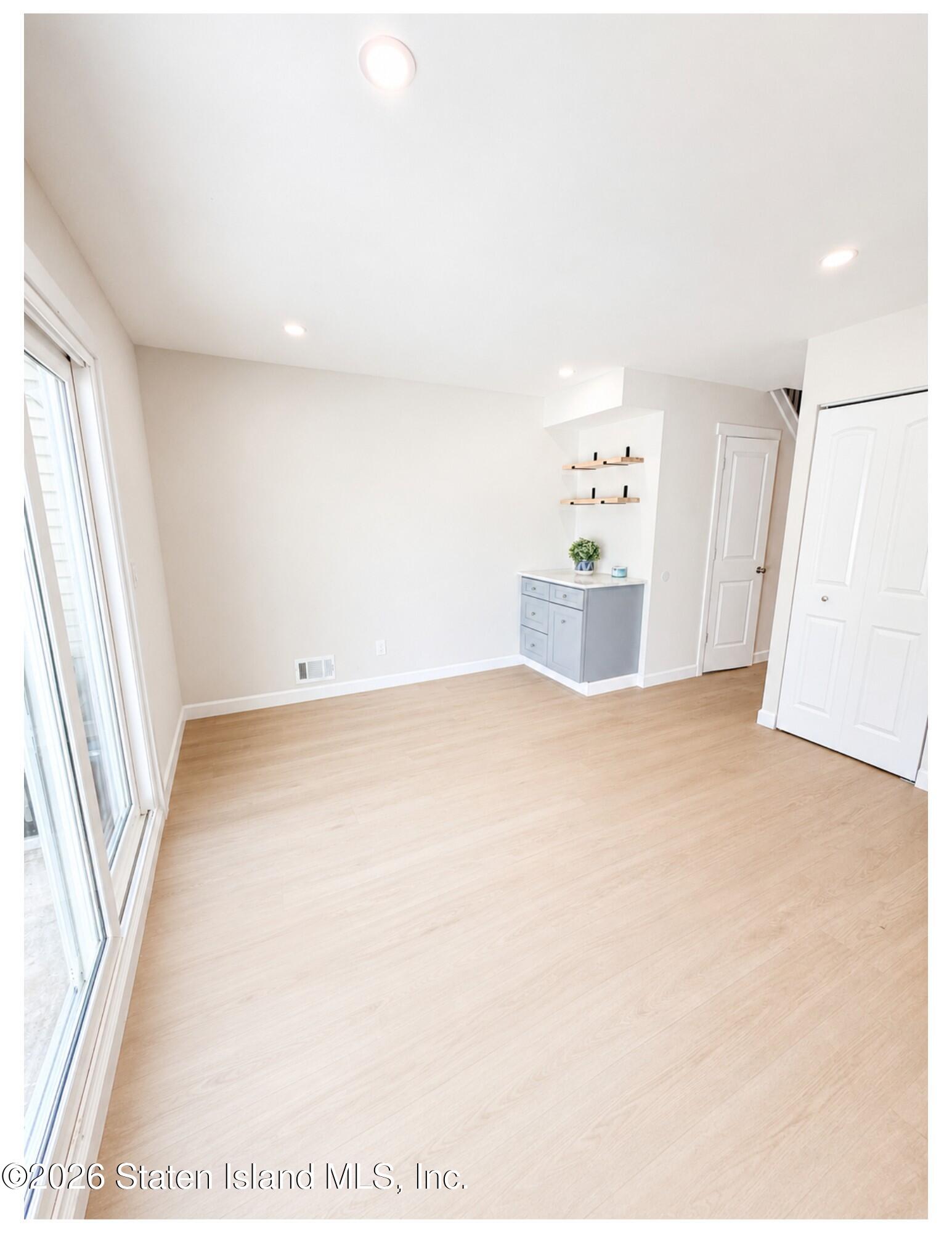 114 Redwood Loop, Staten Island, NY, 10309 image 6