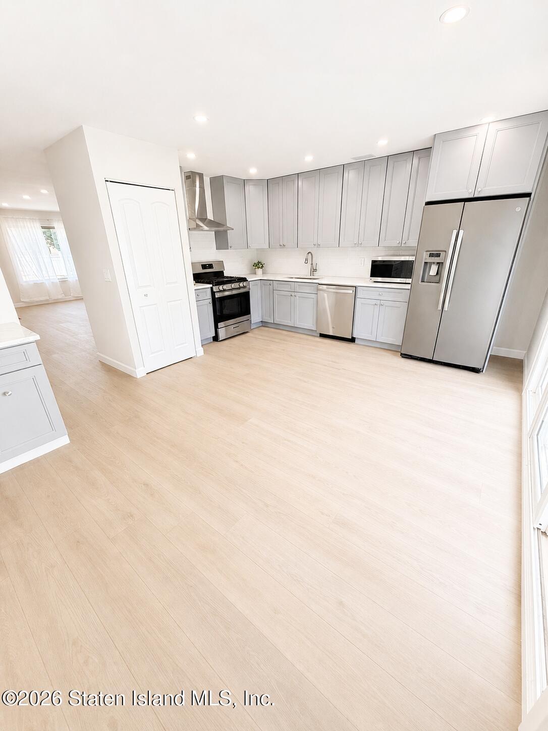 114 Redwood Loop, Staten Island, NY, 10309 image 7