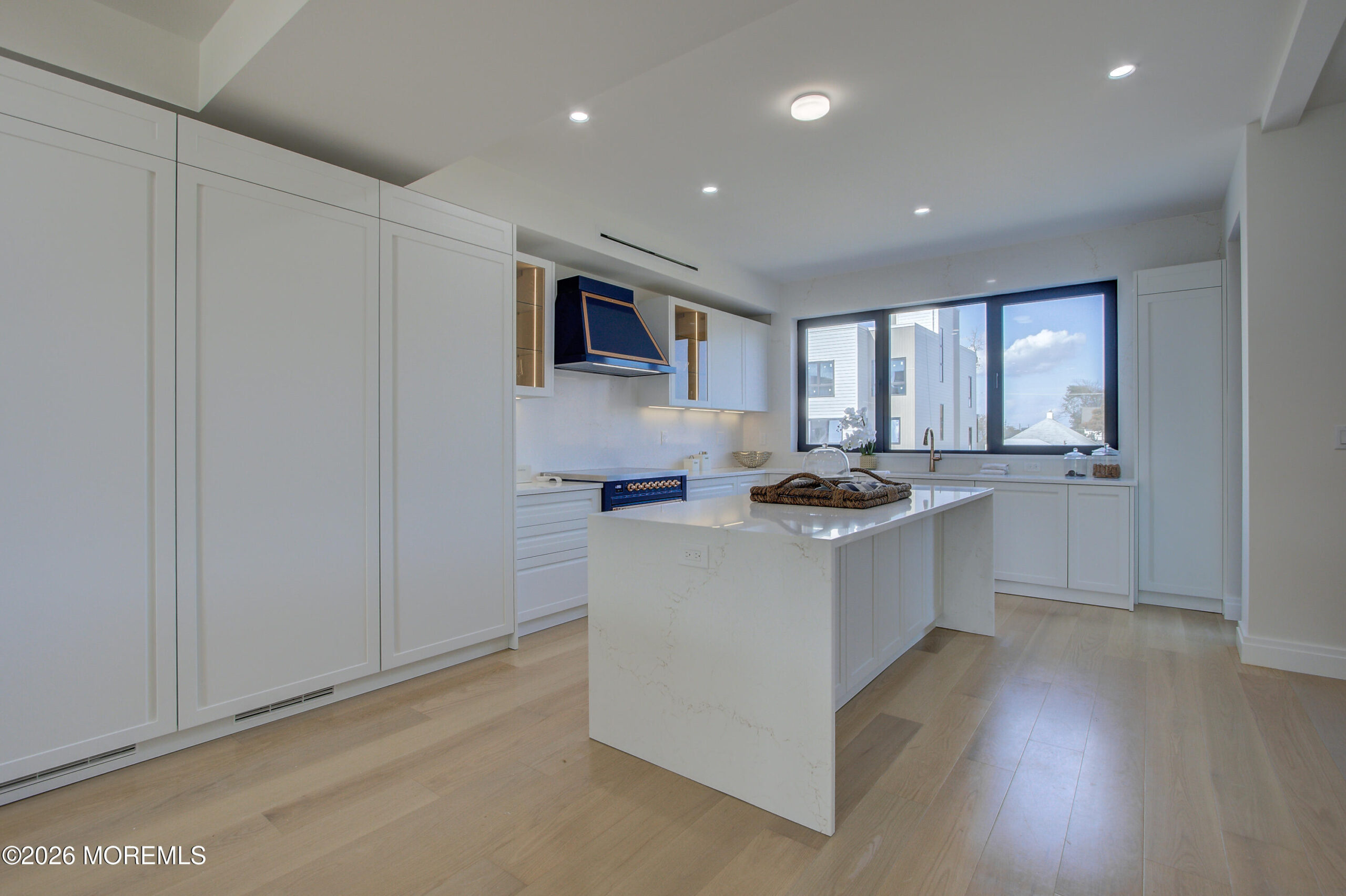 10 Seashore Drive Image 5