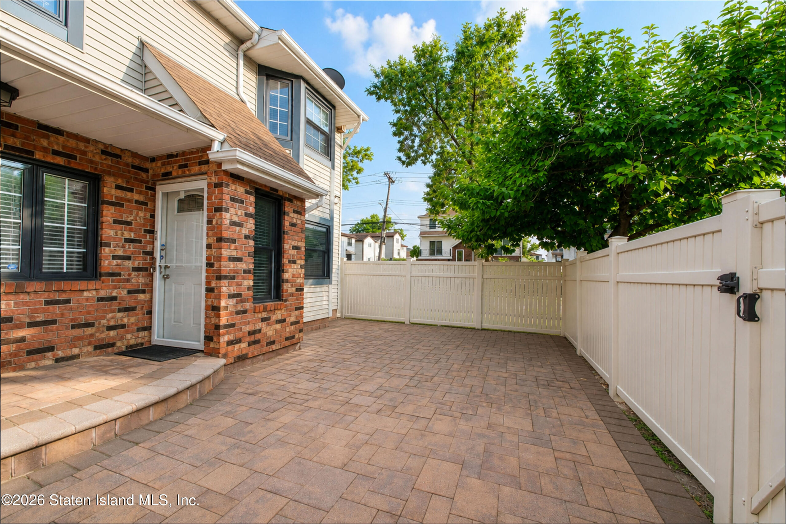 7 Shirra Avenue A Image 3