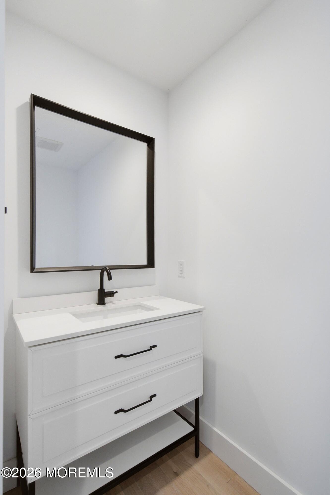 44 W Shore Street Image 4