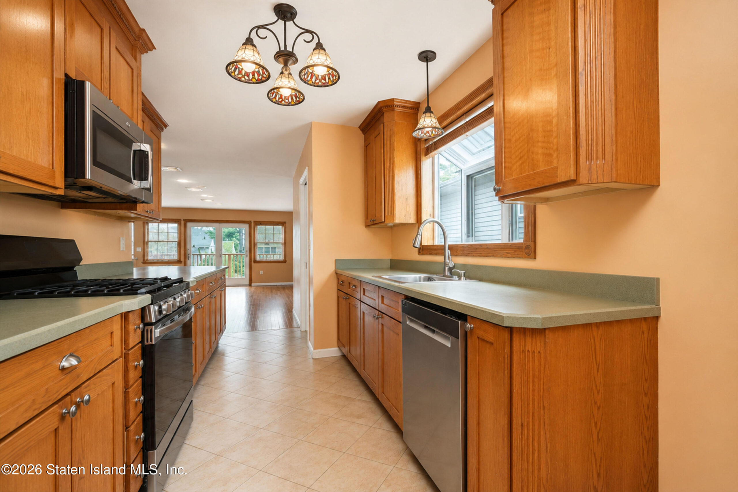 151 Mathews Avenue, Staten Island, NY, 10310 image 8