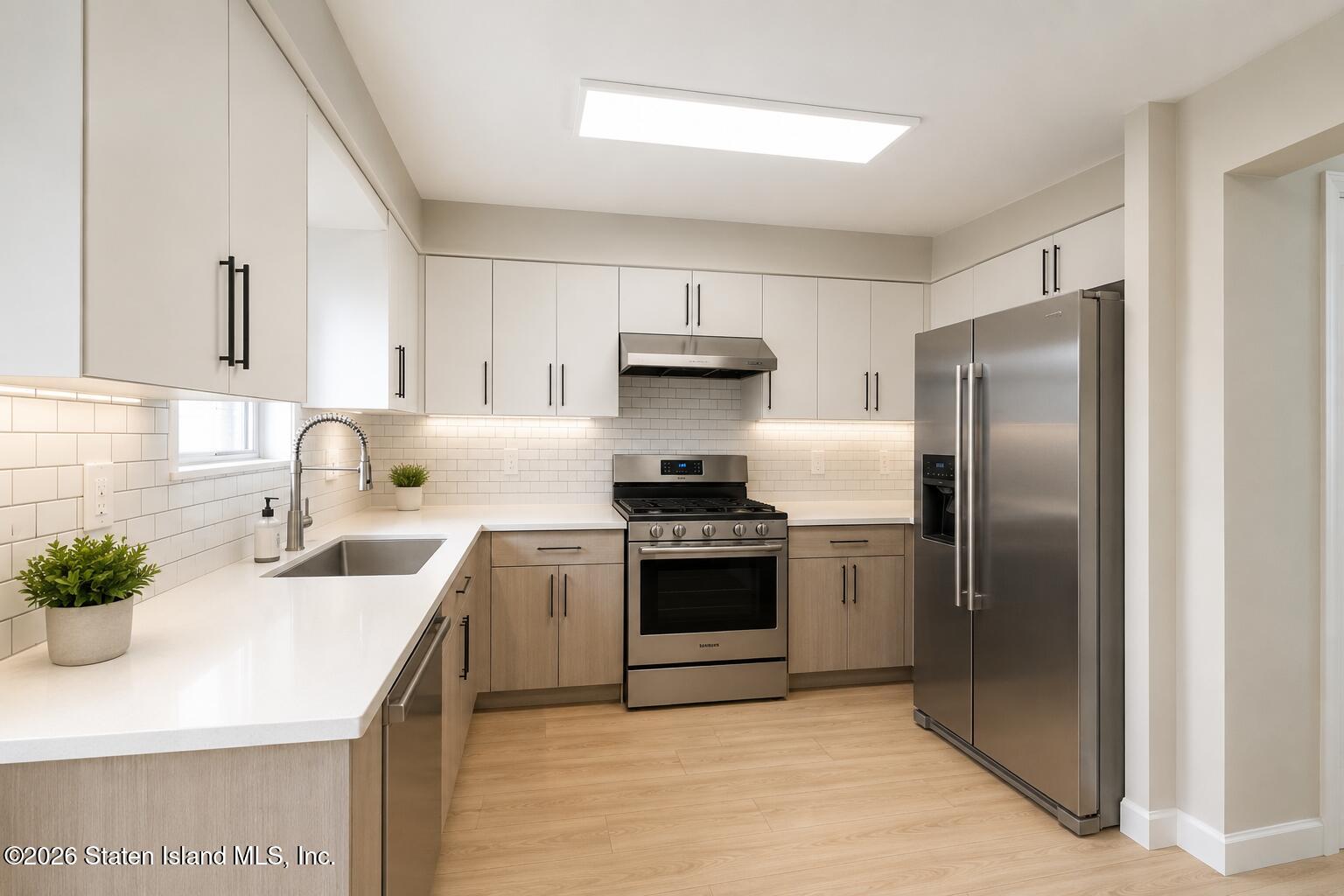 315 Lamberts Lane, Staten Island, NY, 10314 image 13