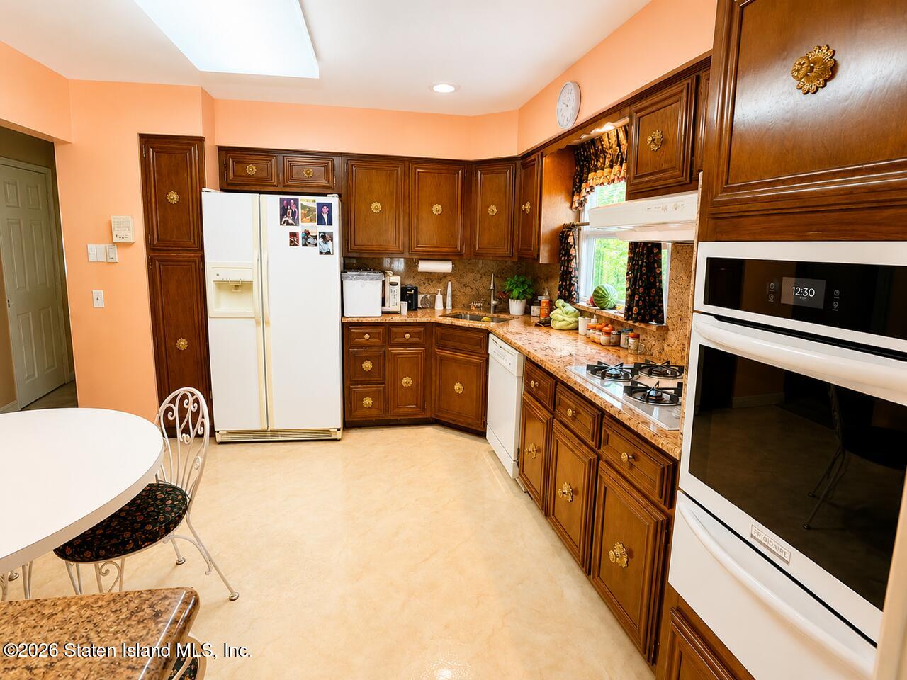 45 Vassar Street Image 2