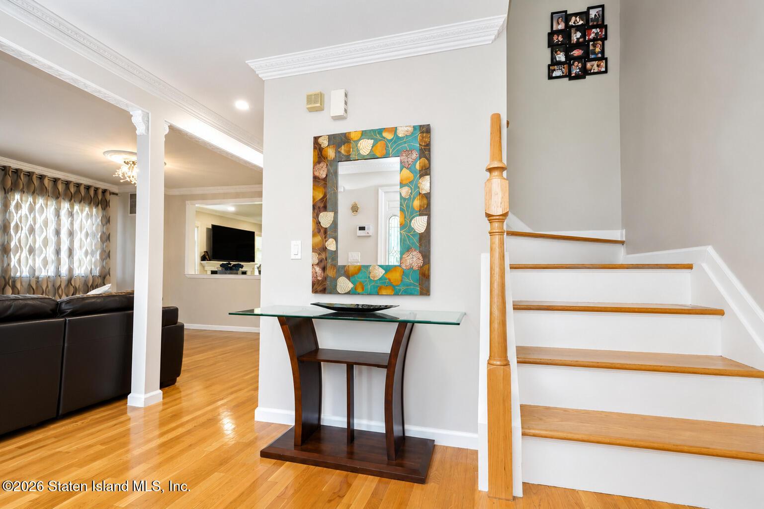 975 Lamont Avenue Image 3